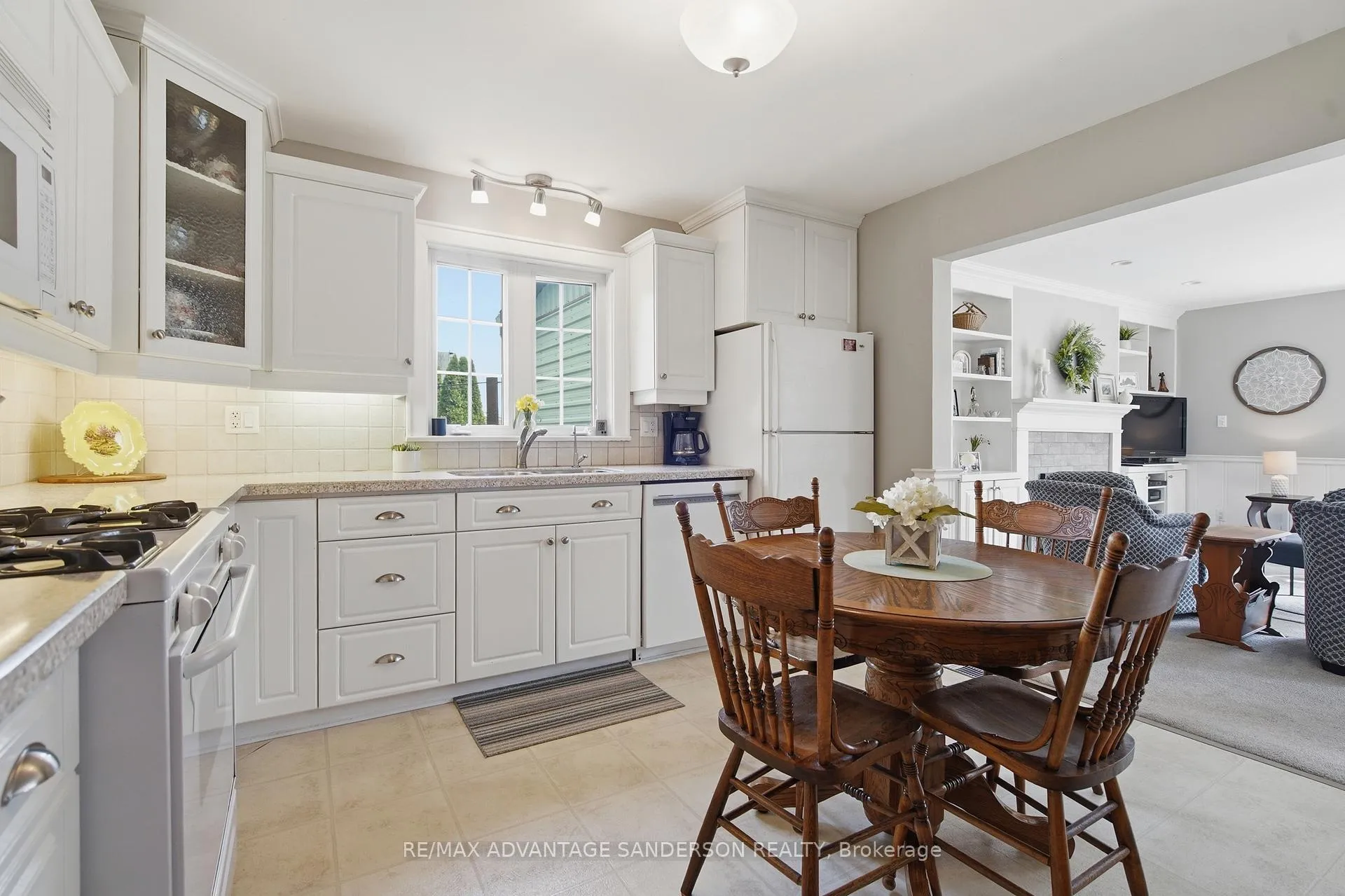 Photo 25 of 11247 Maple Road, North Middlesex, Rural North Middlesex — HOMEH