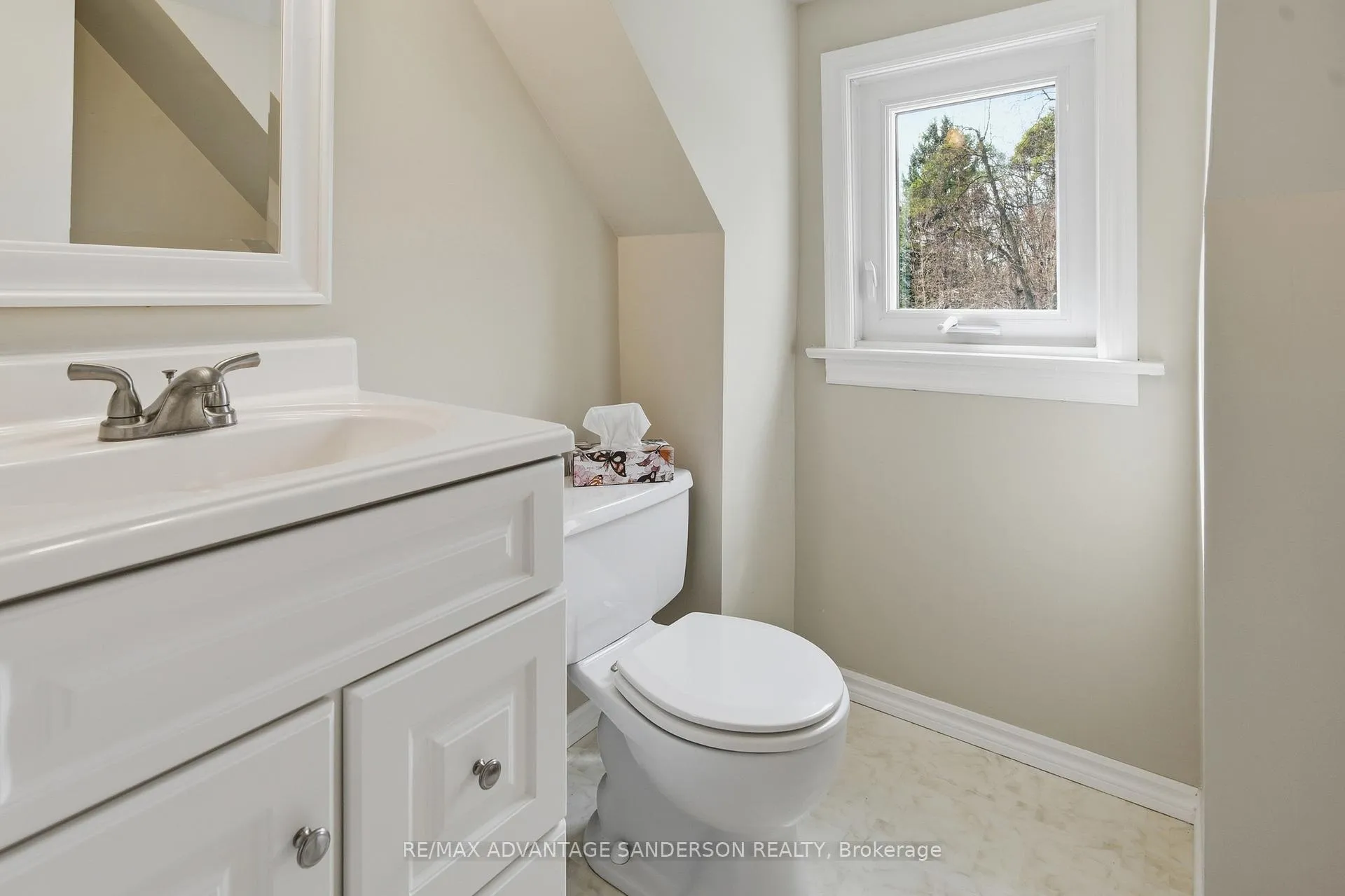Photo 42 of 11247 Maple Road, North Middlesex, Rural North Middlesex — HOMEH
