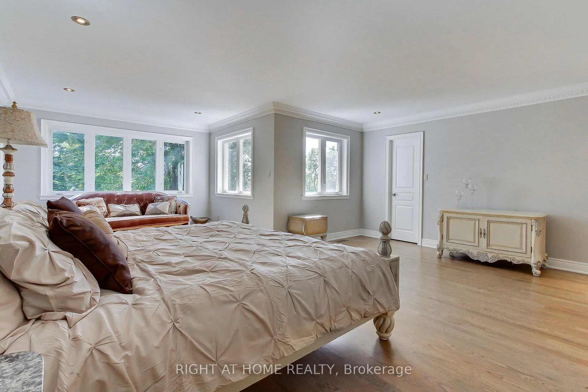 Photo 24 of 185 King High Drive, Vaughan, Beverley Glen — HOMEH