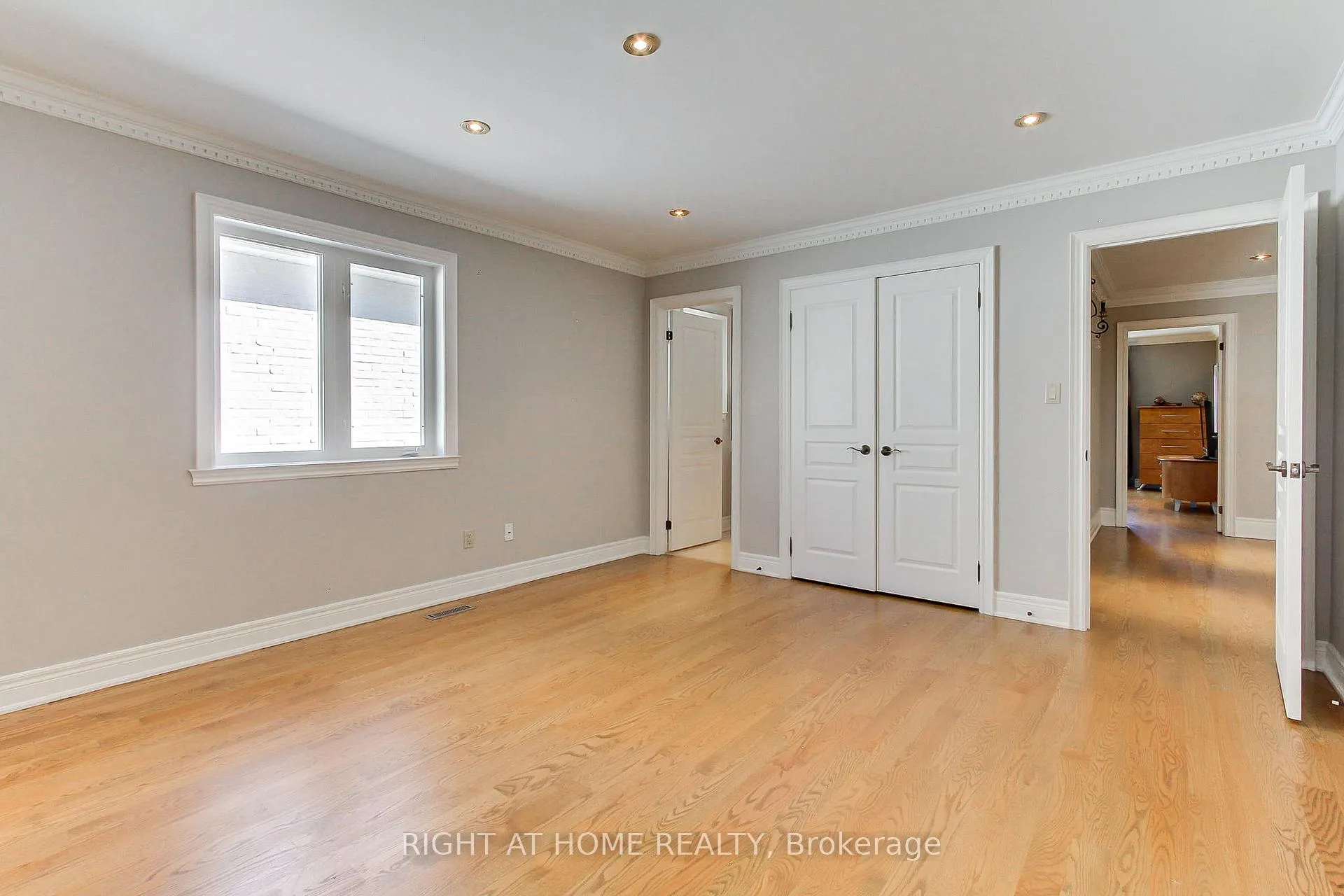 Photo 31 of 185 King High Drive, Vaughan, Beverley Glen — HOMEH