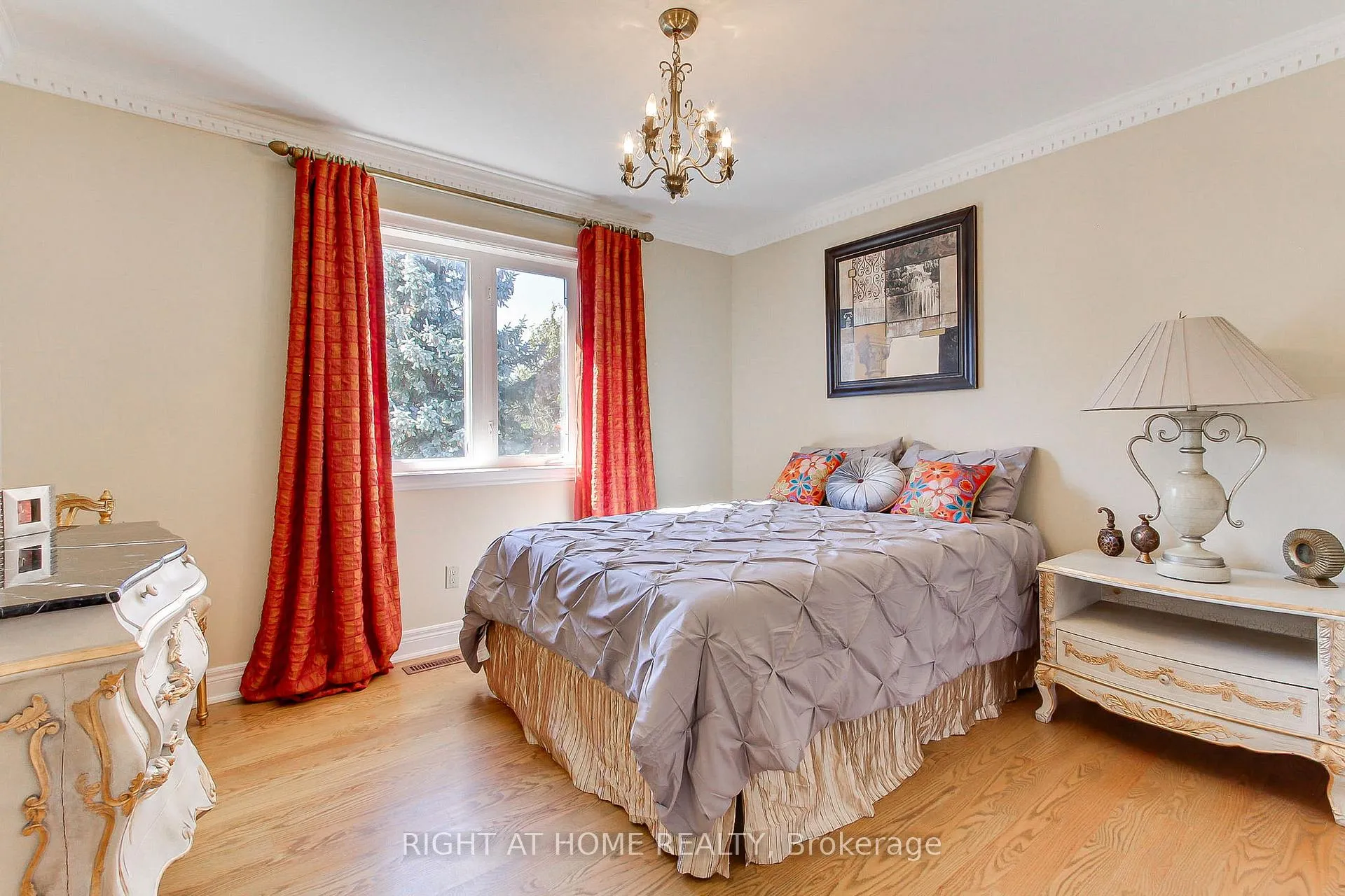Photo 33 of 185 King High Drive, Vaughan, Beverley Glen — HOMEH