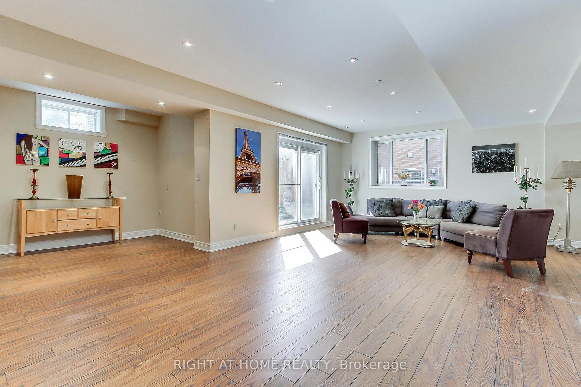 Photo 42 of 185 King High Drive, Vaughan, Beverley Glen — HOMEH