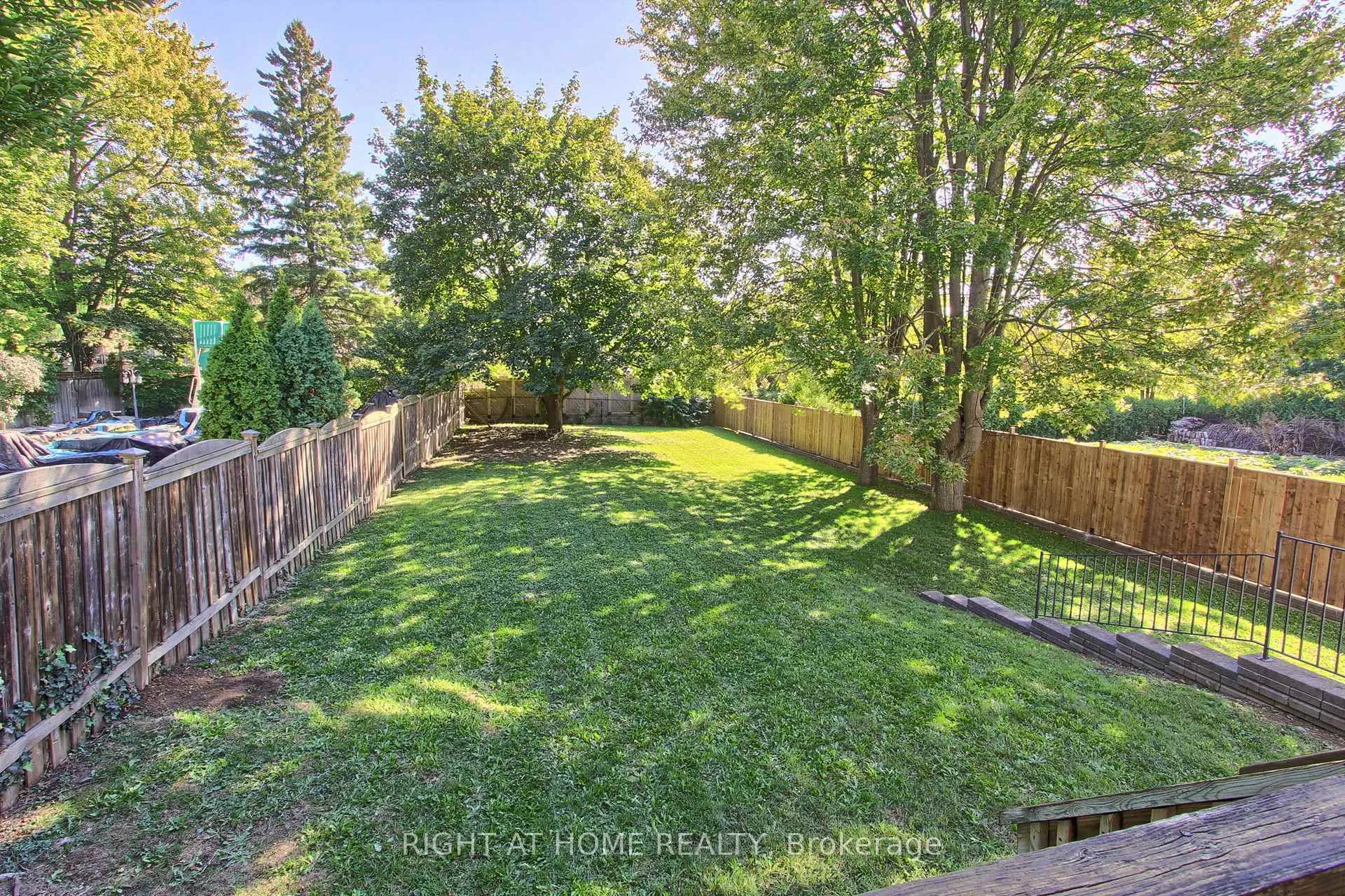 Photo 46 of 185 King High Drive, Vaughan, Beverley Glen — HOMEH