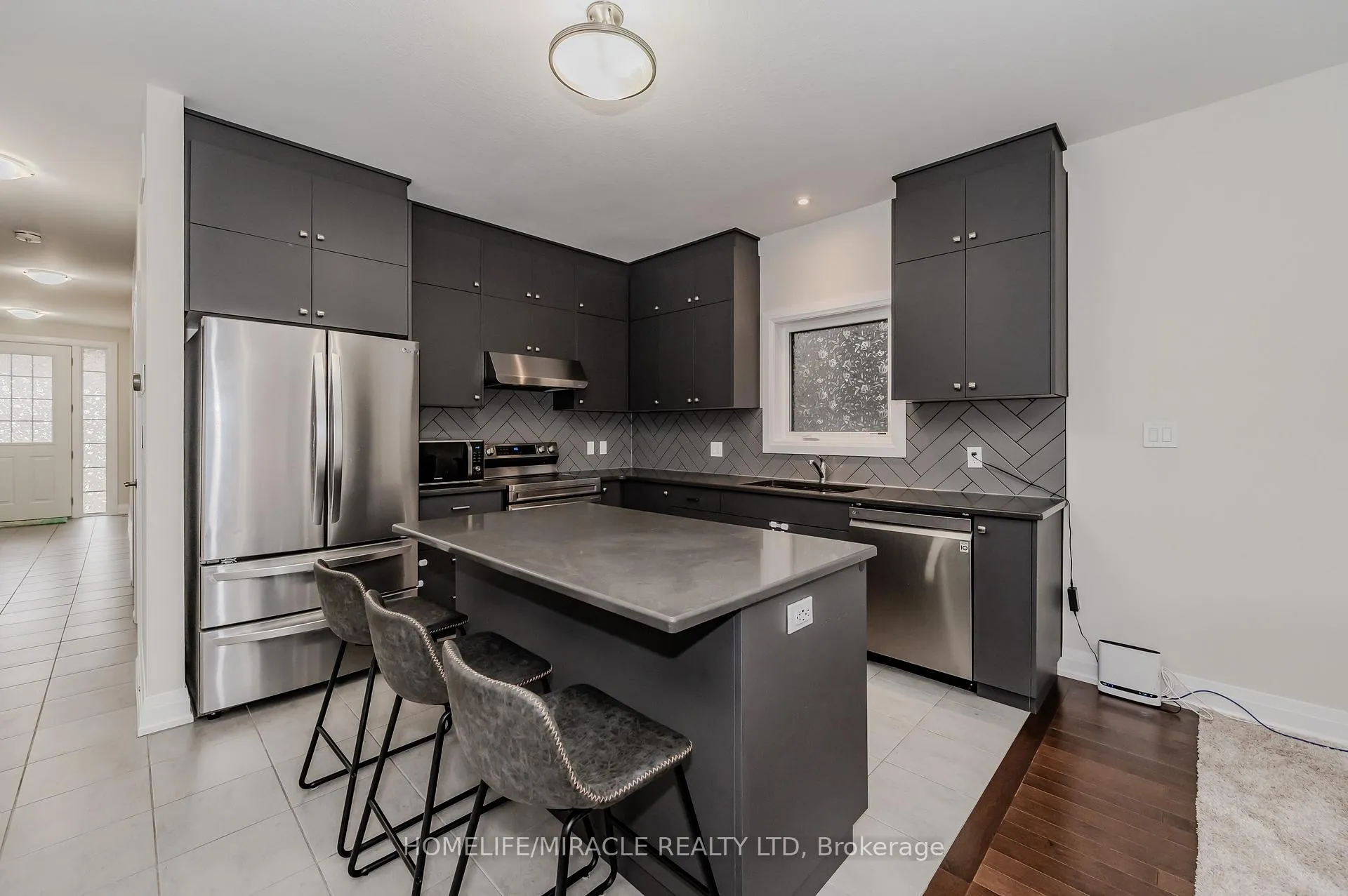 Photo 14 of 119 Monarch woods Drive, Kitchener, Doon South — HOMEH