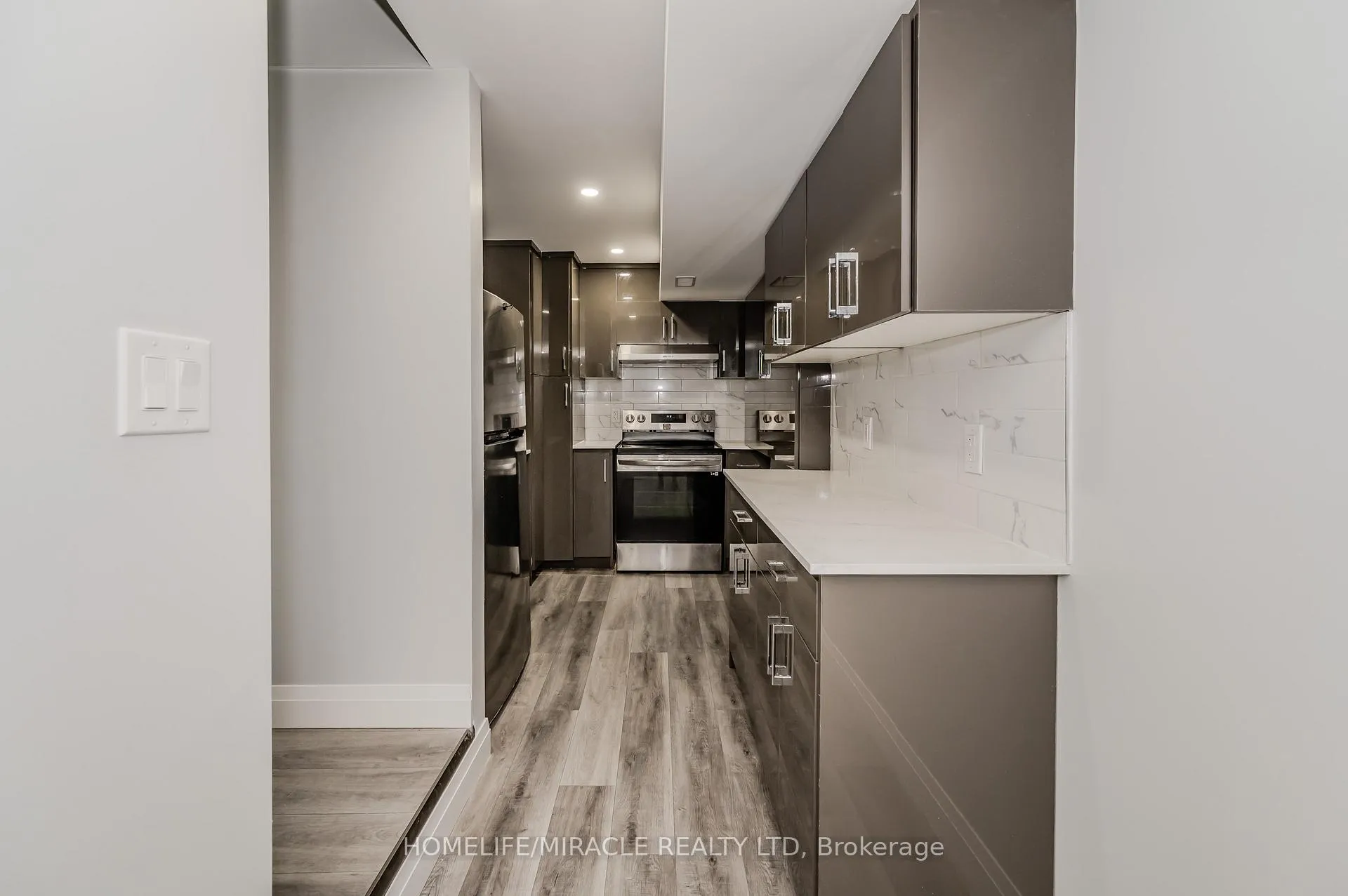 Photo 33 of 119 Monarch woods Drive, Kitchener, Doon South — HOMEH