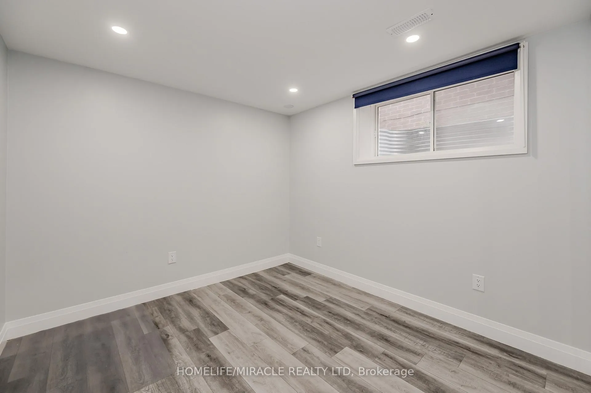 Photo 40 of 119 Monarch woods Drive, Kitchener, Doon South — HOMEH