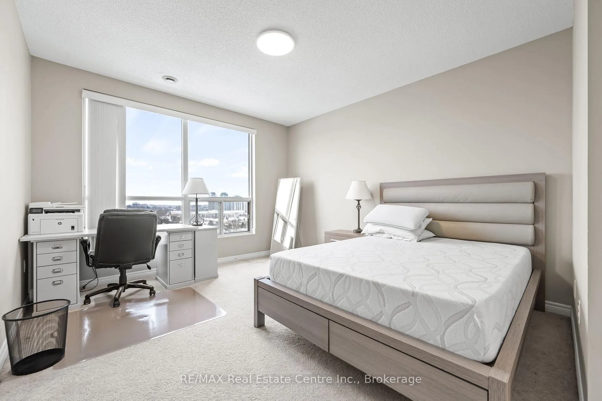 Photo 4 of Unit 1108, 255 Keats Way, Waterloo, Beechwood — HOMEH