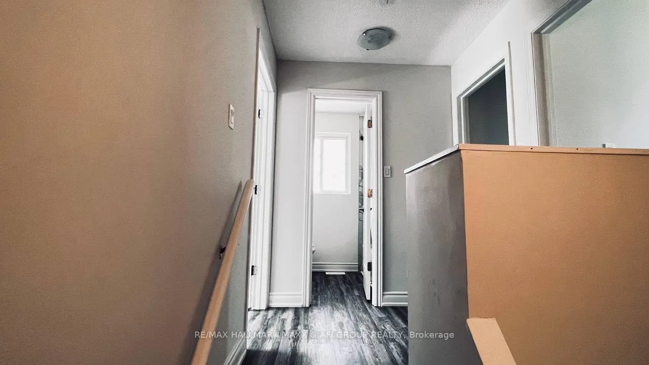 Photo 13 of Unit Unit A, 82 sanford Street, Barrie, Sanford — HOMEH