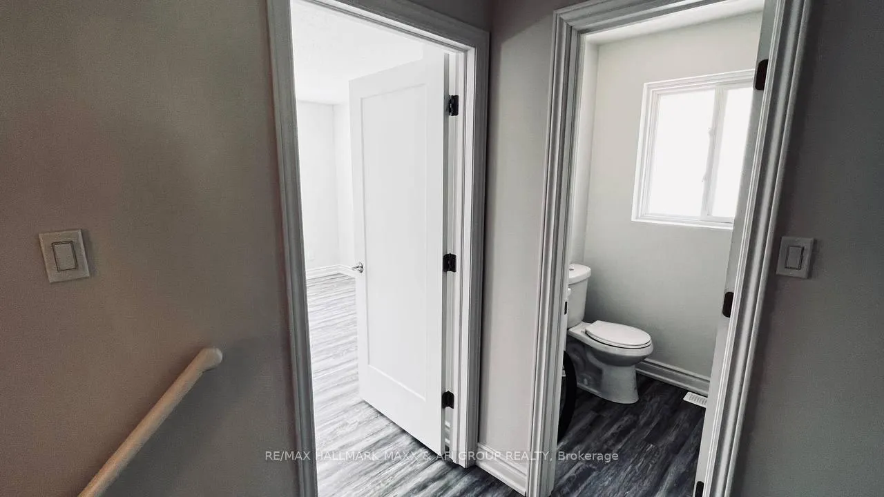 Photo 14 of Unit Unit A, 82 sanford Street, Barrie, Sanford — HOMEH