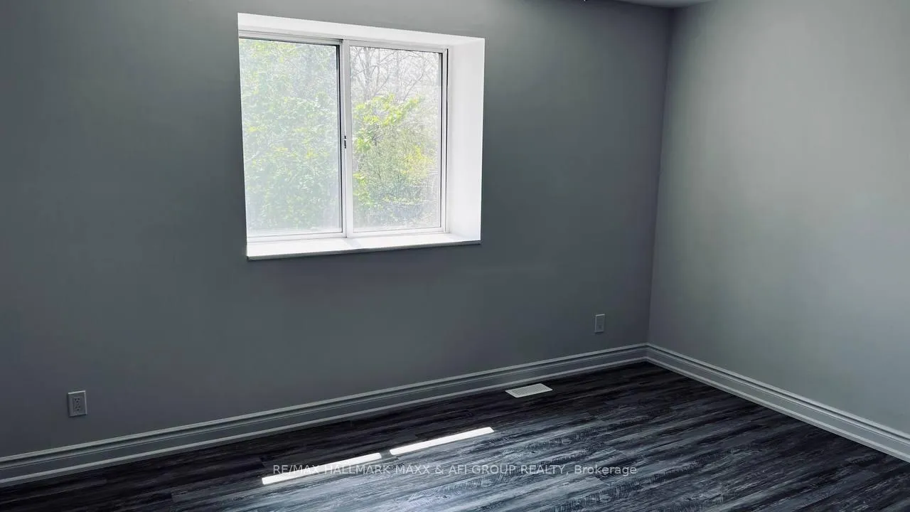 Photo 18 of Unit Unit A, 82 sanford Street, Barrie, Sanford — HOMEH