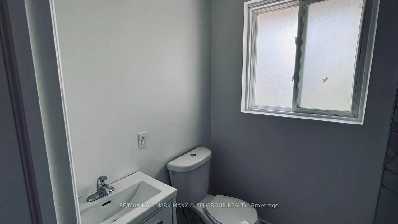 Photo 19 of Unit Unit A, 82 sanford Street, Barrie, Sanford — HOMEH