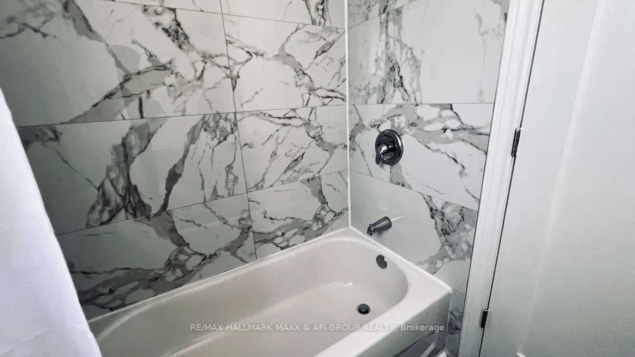 Photo 21 of Unit Unit A, 82 sanford Street, Barrie, Sanford — HOMEH