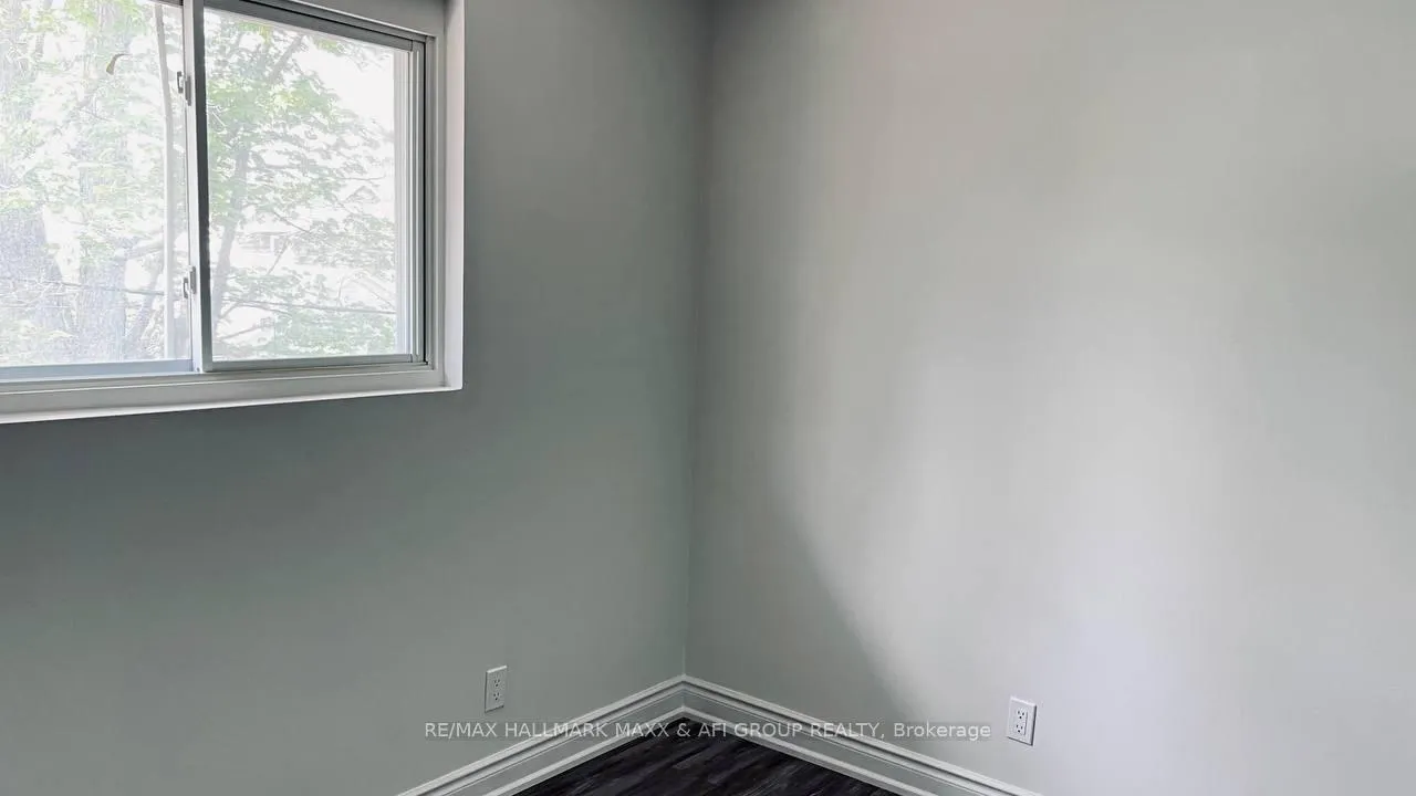 Photo 22 of Unit Unit A, 82 sanford Street, Barrie, Sanford — HOMEH