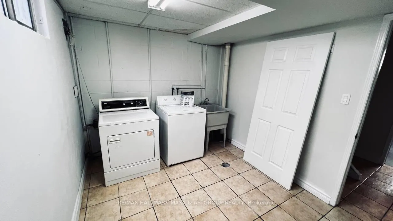 Photo 34 of Unit Unit A, 82 sanford Street, Barrie, Sanford — HOMEH