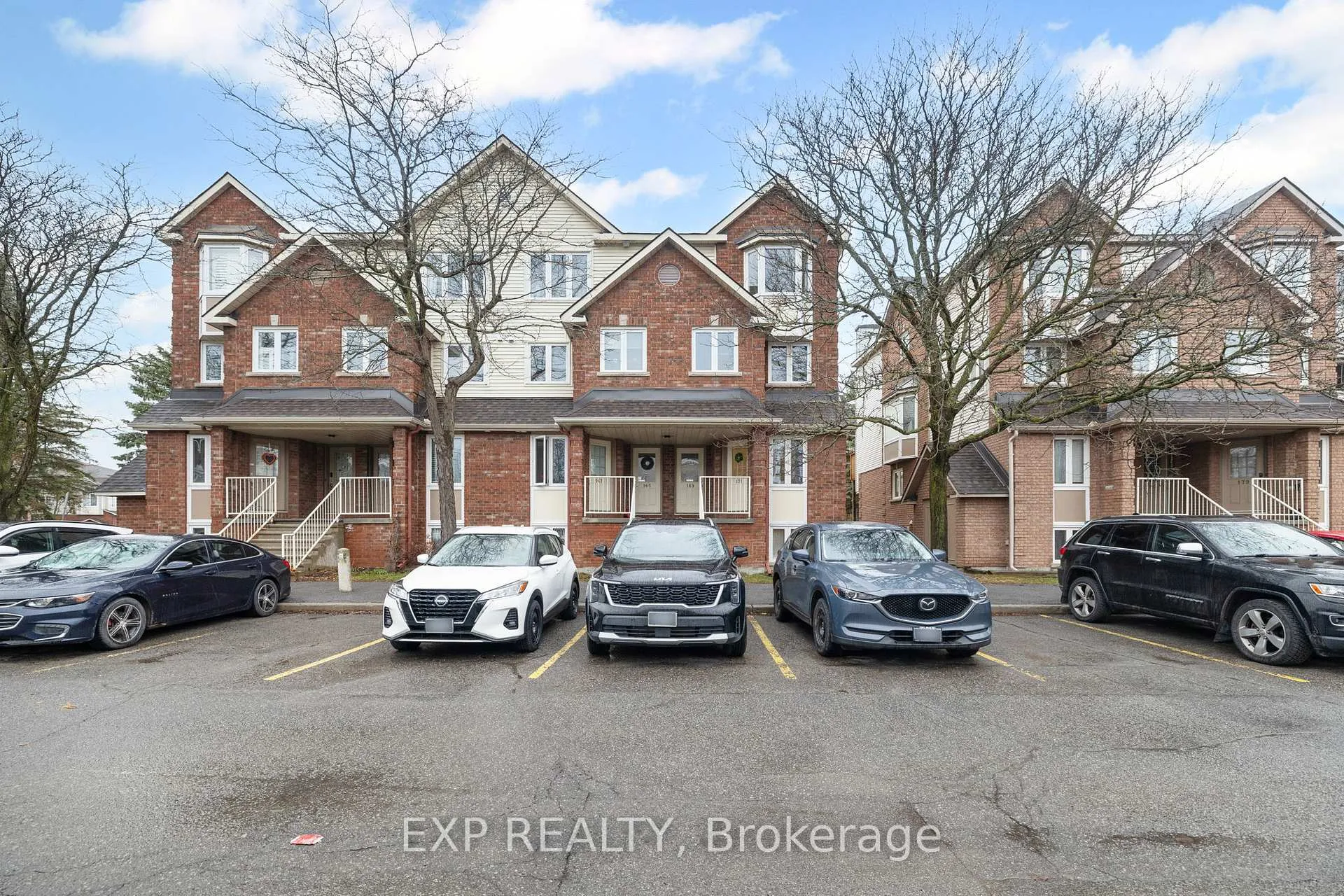 Photo 1 of 171 Briston Private, Ottawa, Hunt Club Park — HOMEH
