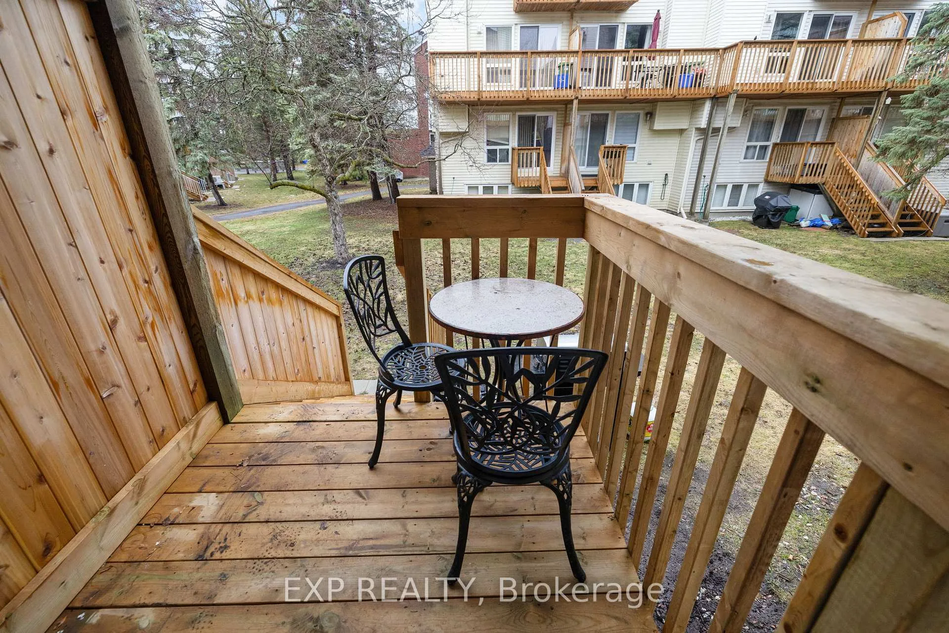 Photo 35 of 171 Briston Private, Ottawa, Hunt Club Park — HOMEH
