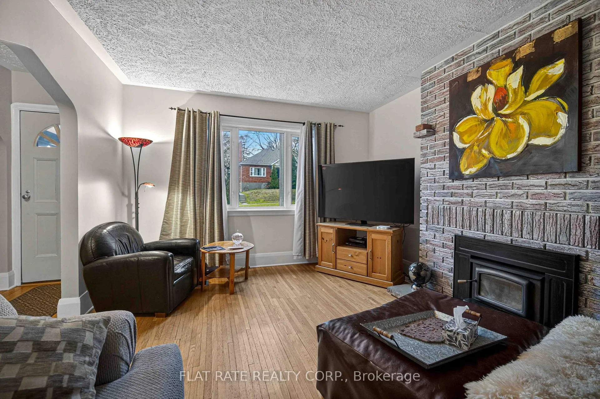 Photo 5 of 754 Curtis Road, Peterborough, Ashburnham Ward 4 — HOMEH