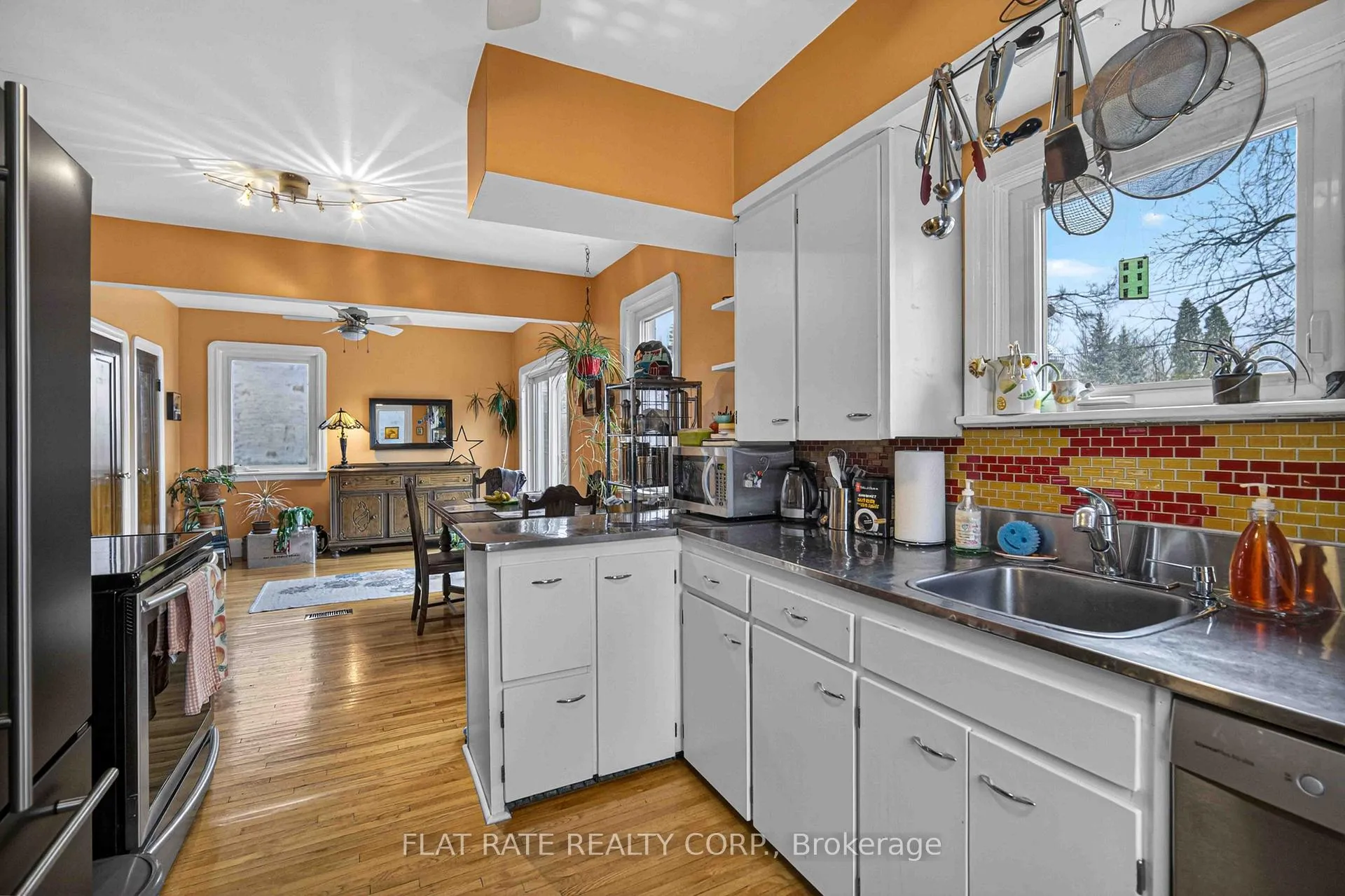 Photo 9 of 754 Curtis Road, Peterborough, Ashburnham Ward 4 — HOMEH