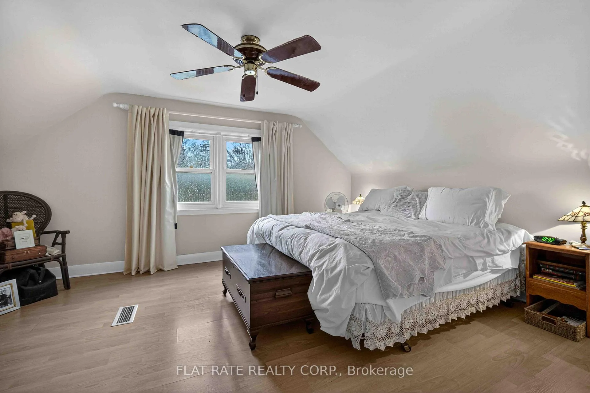 Photo 16 of 754 Curtis Road, Peterborough, Ashburnham Ward 4 — HOMEH
