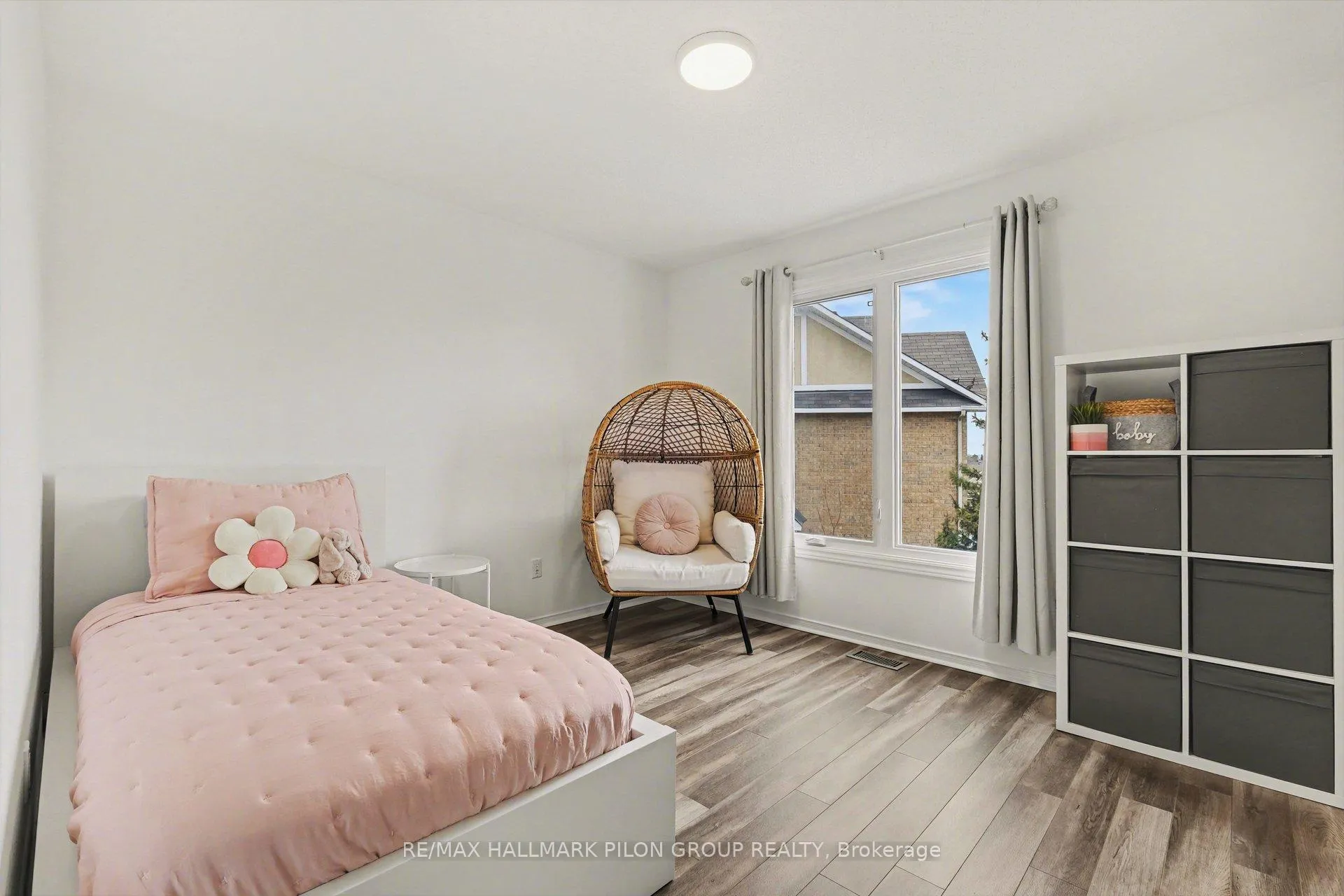 Photo 14 of 1121 Gablefield Private, Ottawa, Beaconwood — HOMEH