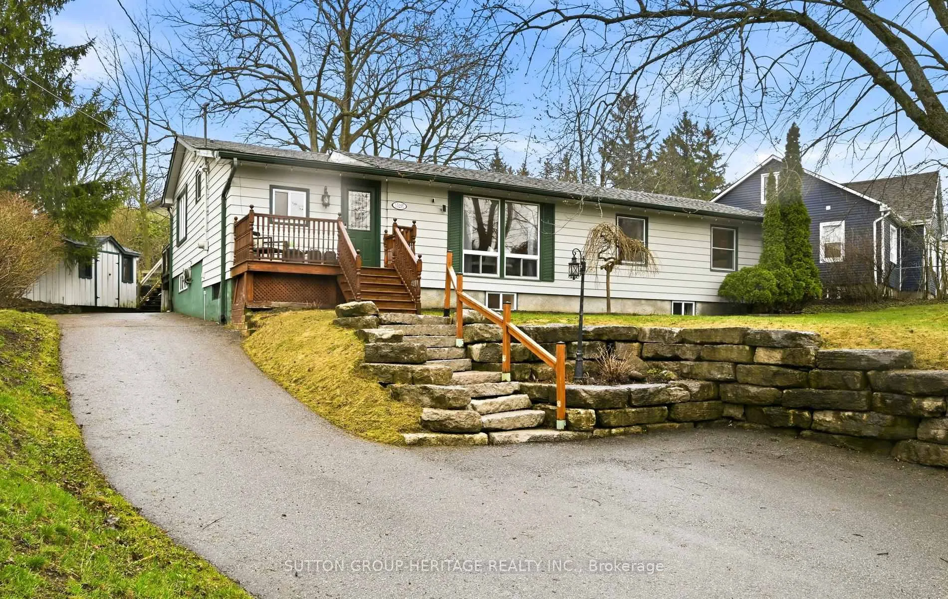 Front of 15297 Old Simcoe Road