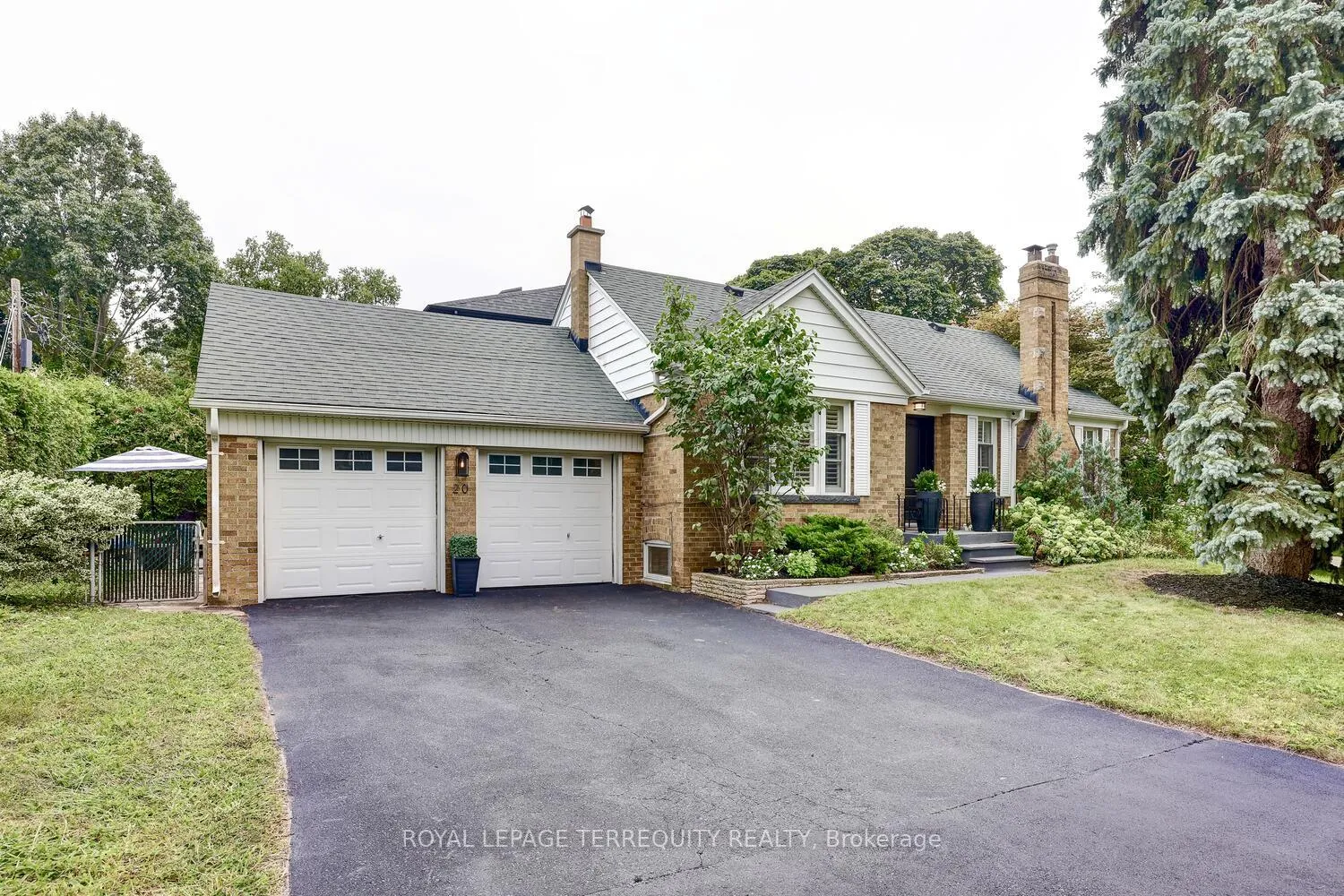 Front of 20 Elderidge Avenue