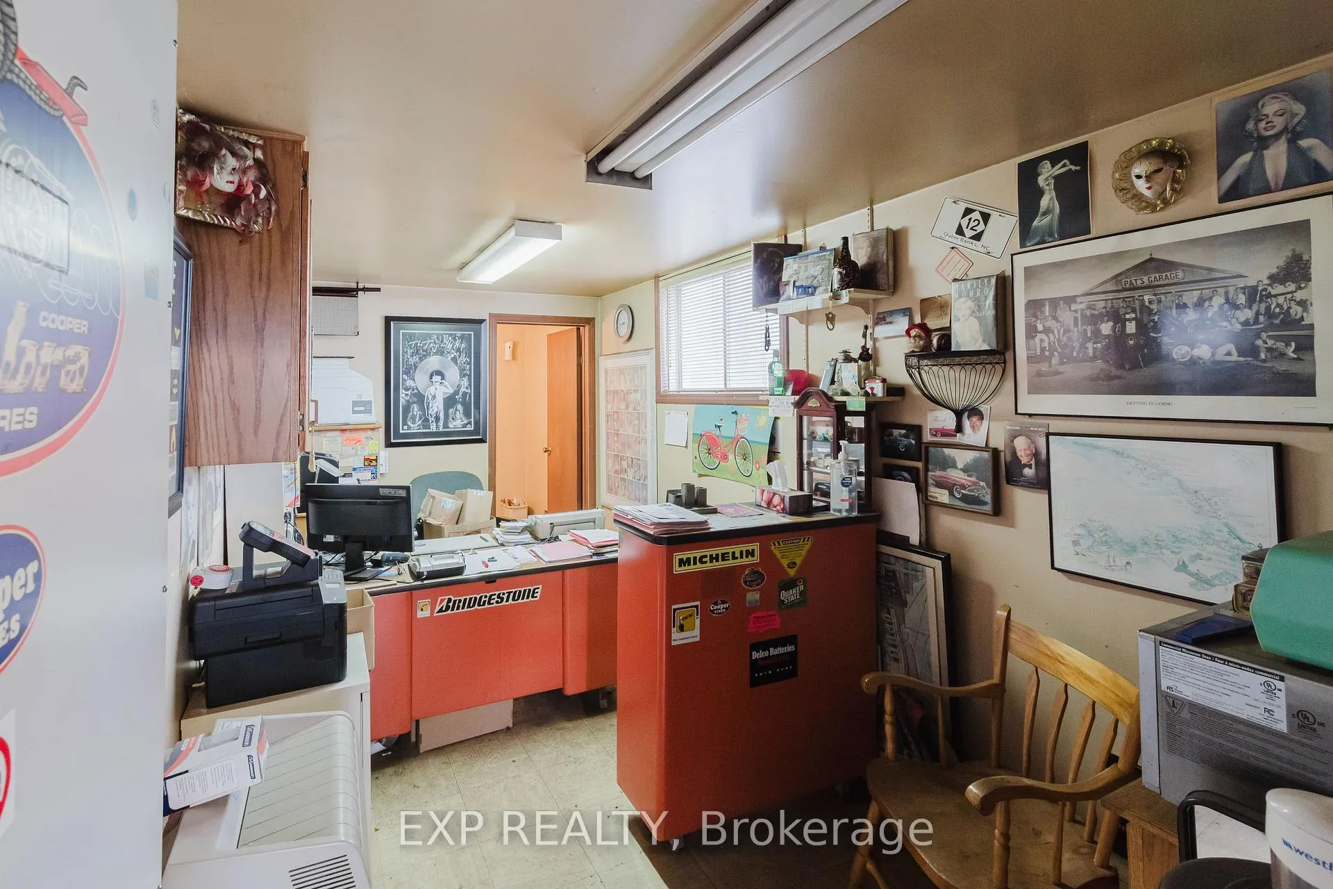 Photo 54 of 232 Oxford Street, Goderich, Goderich (Town) — HOMEH