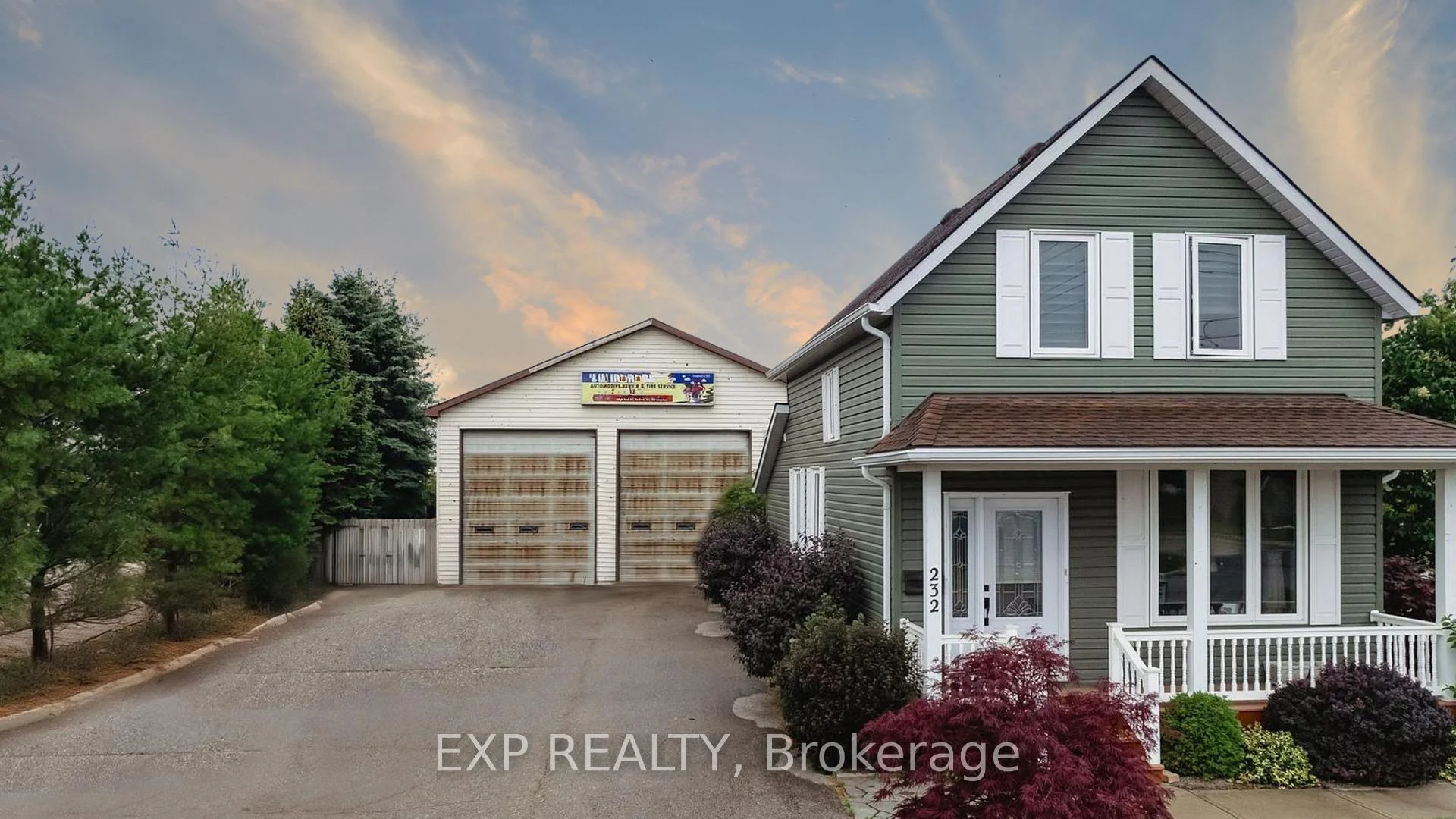 Photo 5 of 232 Oxford Street, Goderich, Goderich (Town) — HOMEH