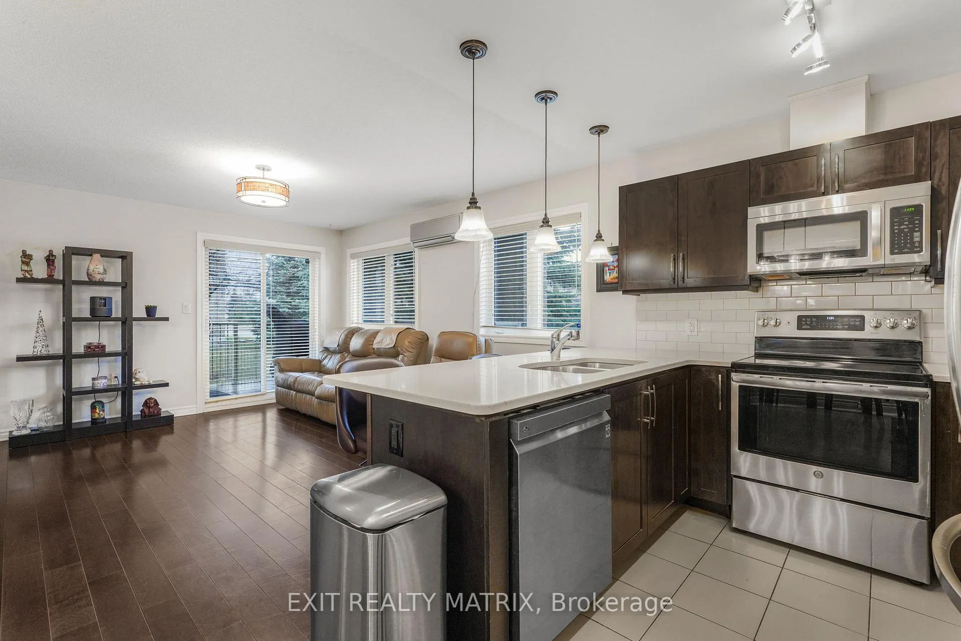 Photo 11 of Unit 101, 141 Potts Private, Ottawa, Notting Hill/Summerside — HOMEH