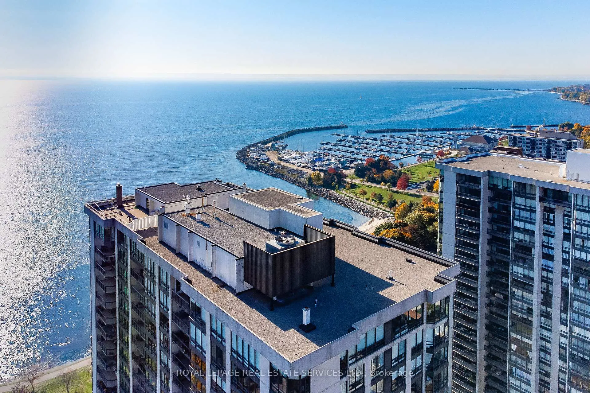 Photo of Unit 403, 2170 Marine Drive