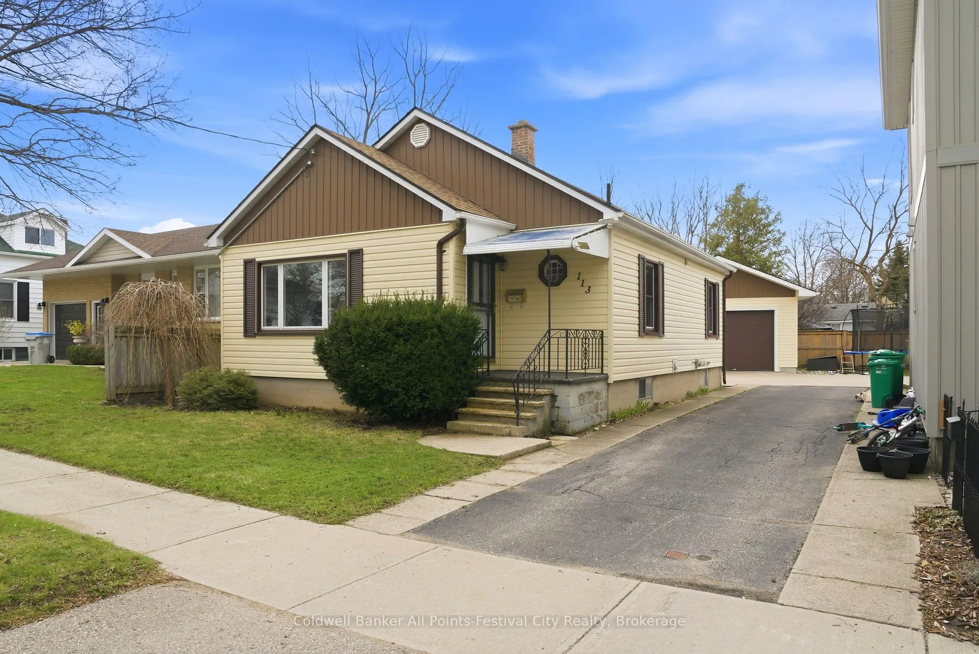 Photo 1 of 113 Quebec Street, Goderich, Goderich (Town) — HOMEH