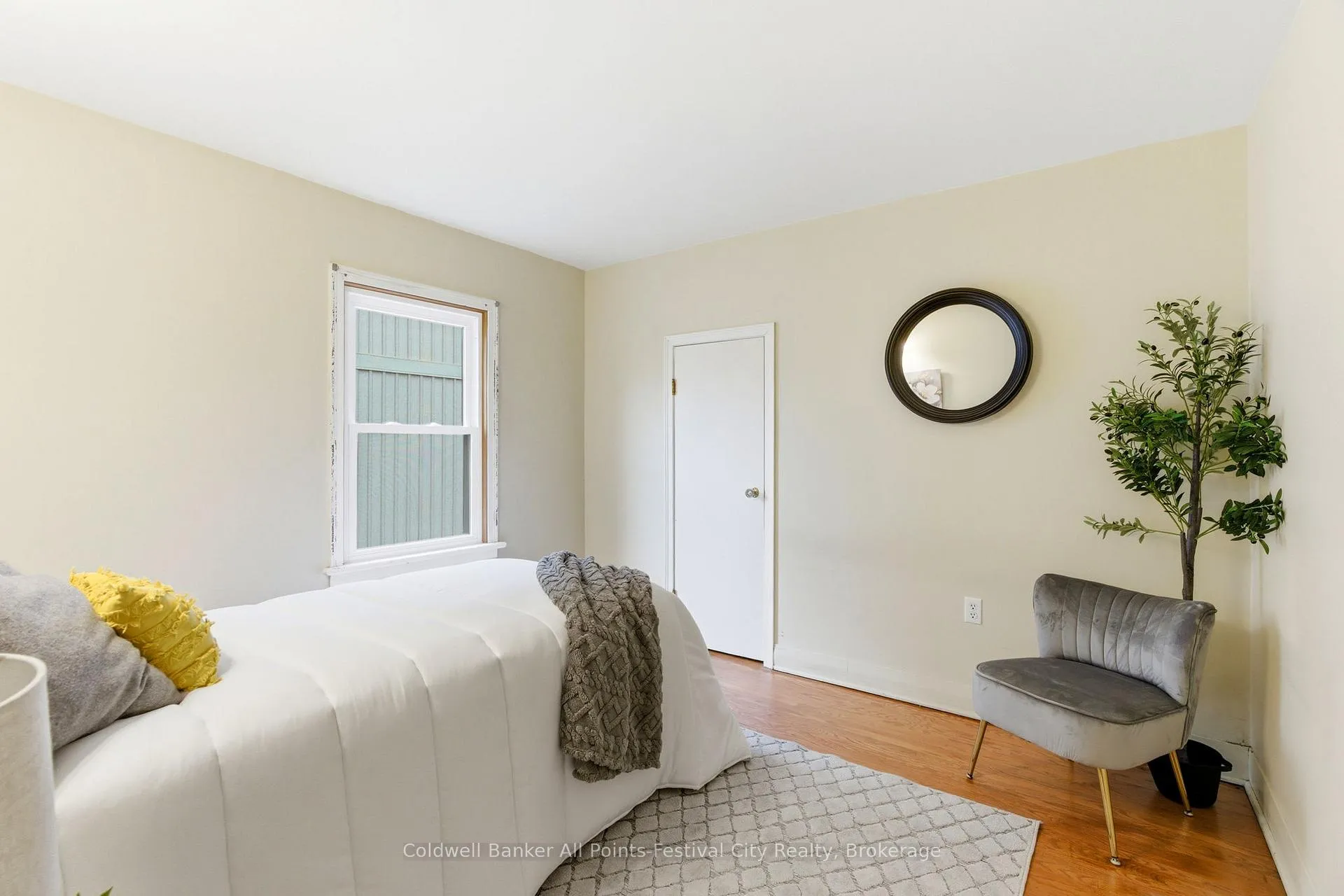 Photo 19 of 113 Quebec Street, Goderich, Goderich (Town) — HOMEH