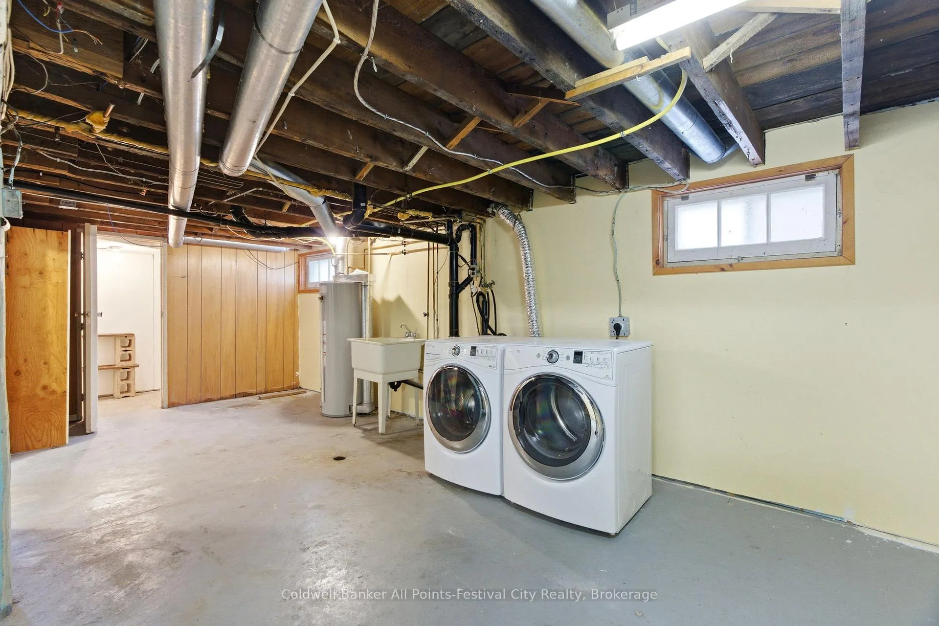 Photo 29 of 113 Quebec Street, Goderich, Goderich (Town) — HOMEH