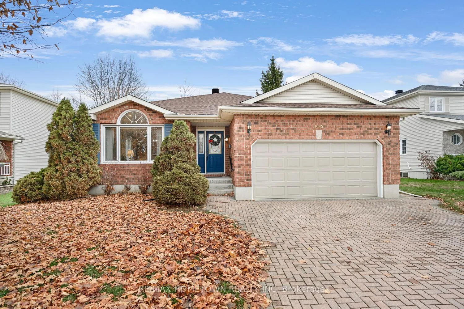 Front of 1095 Bridlewood Drive