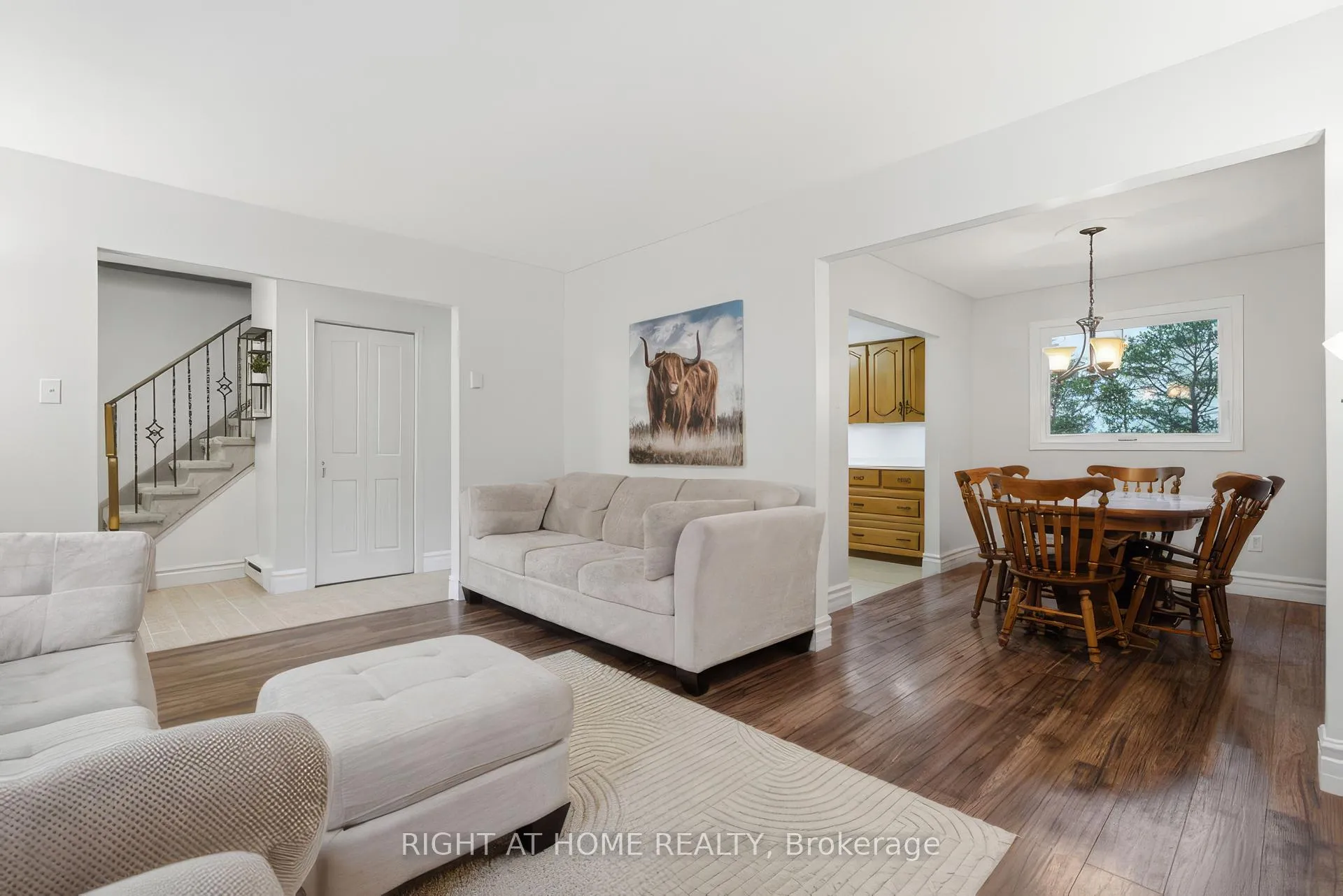 Photo 5 of 384 Countess Street N, West Grey — HOMEH