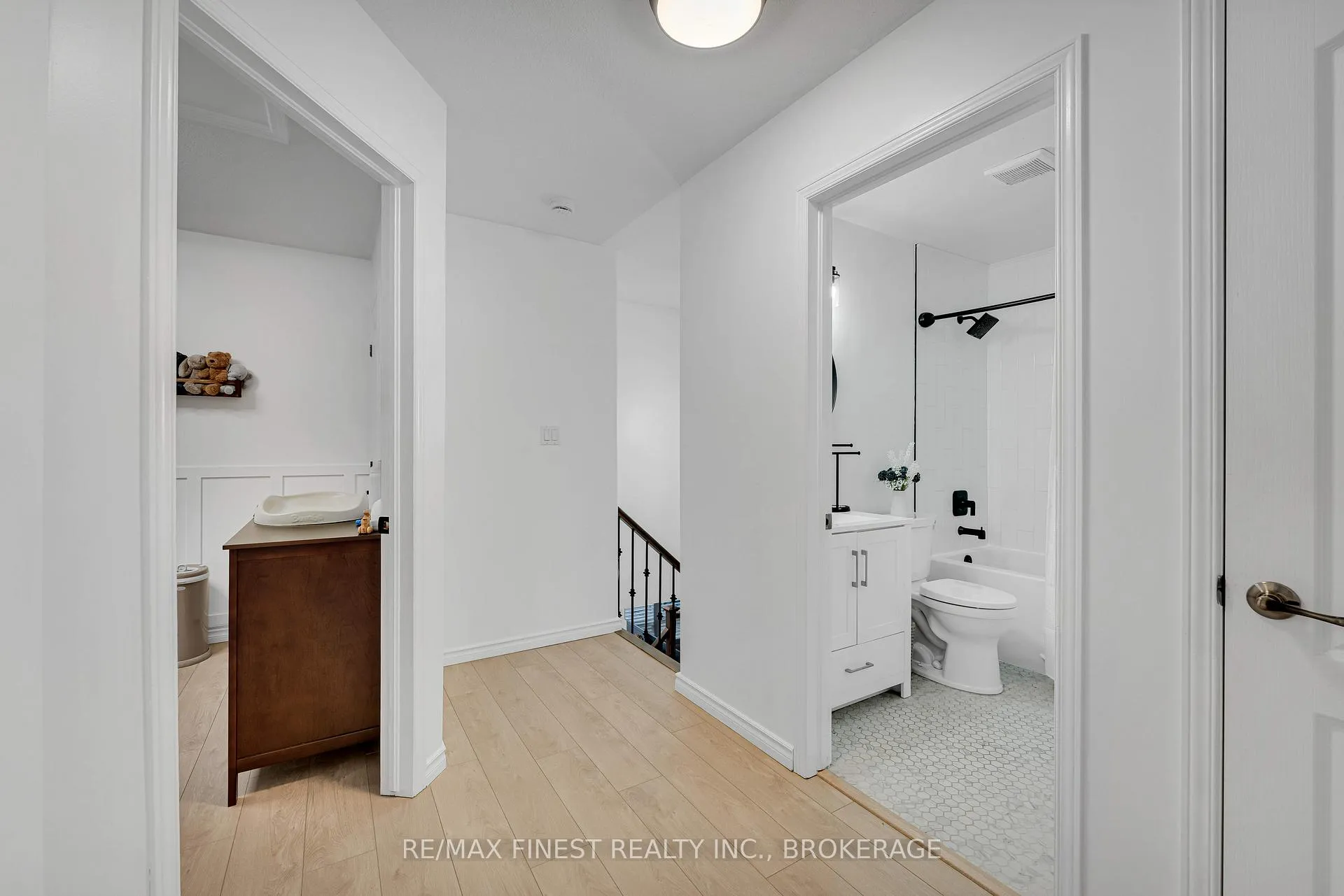 Photo 16 of 422 Laura Avenue, Kingston, Kingston East (Incl Barret Crt) — HOMEH
