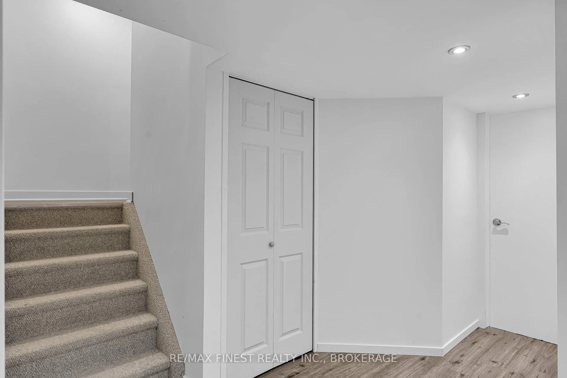 Photo 26 of 422 Laura Avenue, Kingston, Kingston East (Incl Barret Crt) — HOMEH