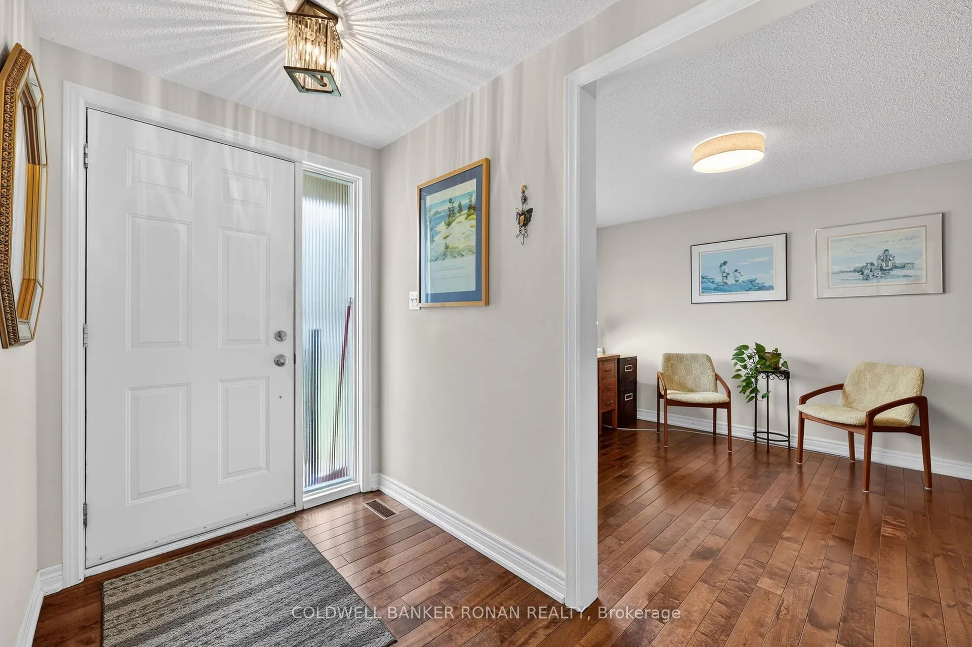 Photo 4 of 105 Tecumseth Pines Drive, New Tecumseth, Rural New Tecumseth — HOMEH