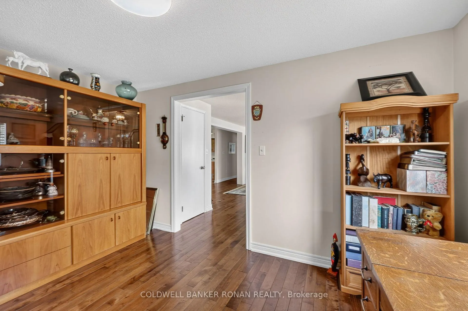 Photo 7 of 105 Tecumseth Pines Drive, New Tecumseth, Rural New Tecumseth — HOMEH