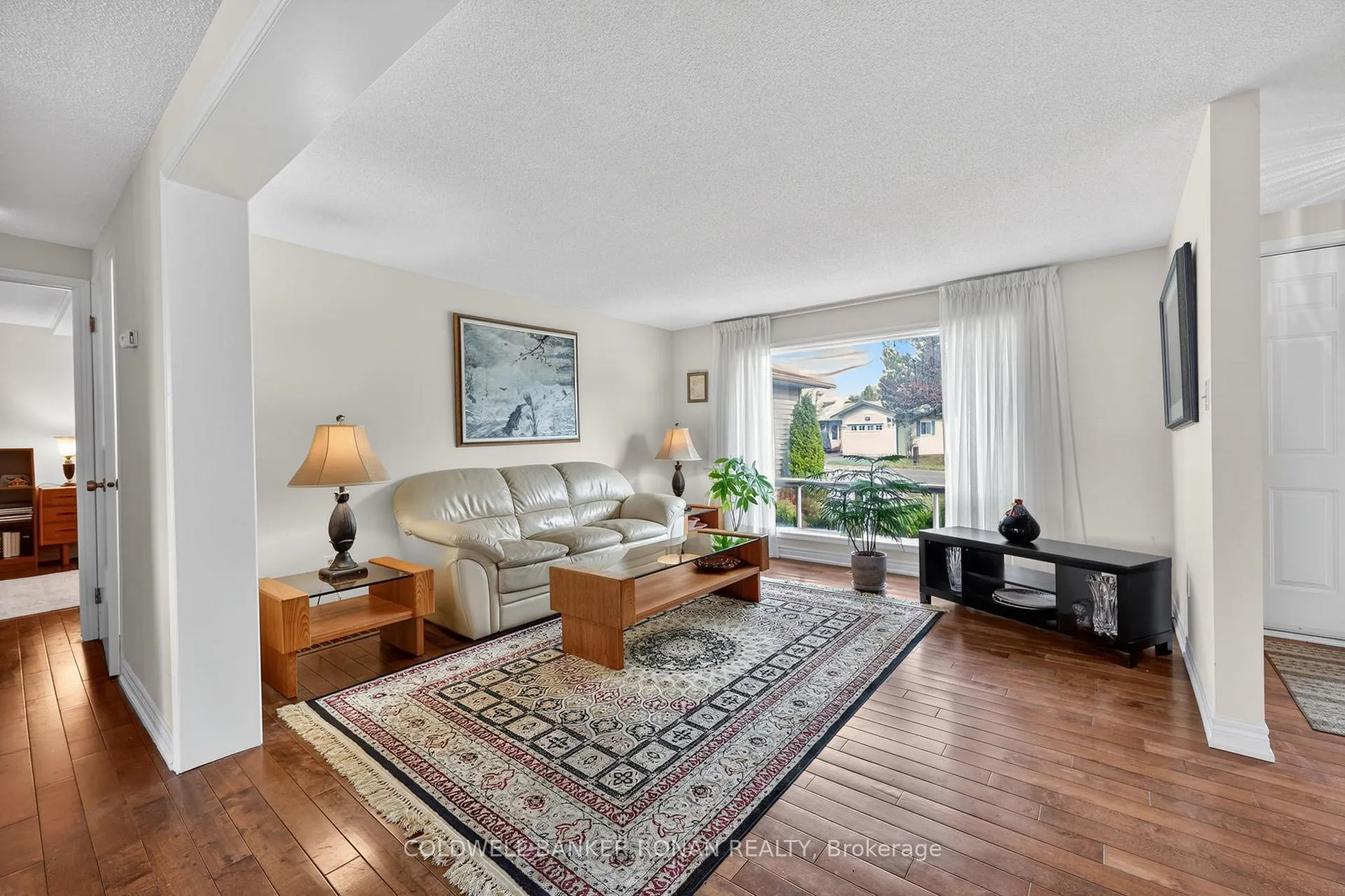 Photo 8 of 105 Tecumseth Pines Drive, New Tecumseth, Rural New Tecumseth — HOMEH