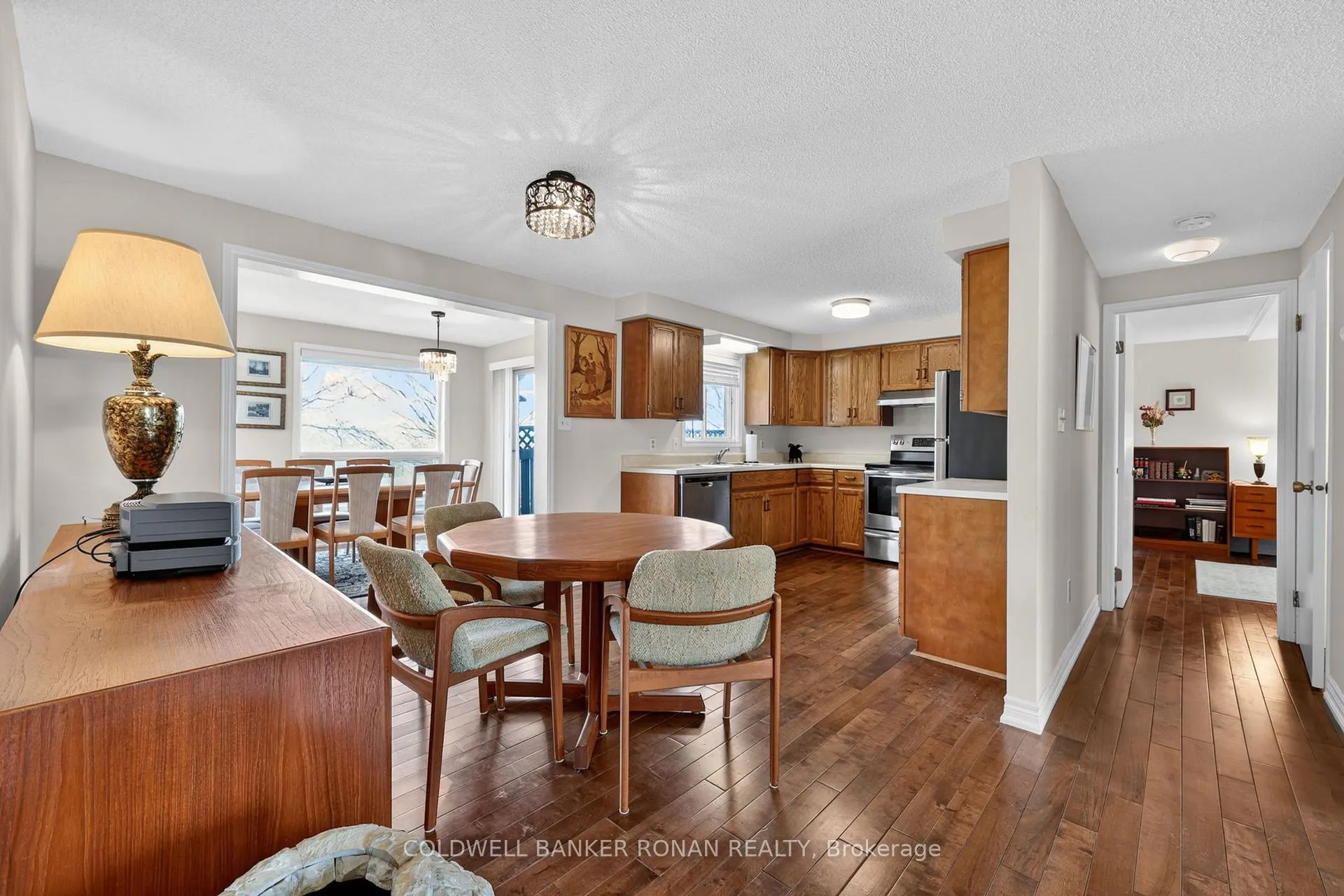 Photo 13 of 105 Tecumseth Pines Drive, New Tecumseth, Rural New Tecumseth — HOMEH