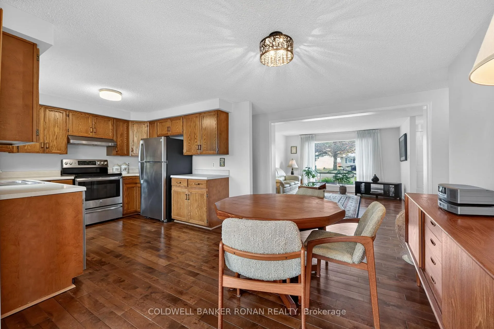 Photo 15 of 105 Tecumseth Pines Drive, New Tecumseth, Rural New Tecumseth — HOMEH