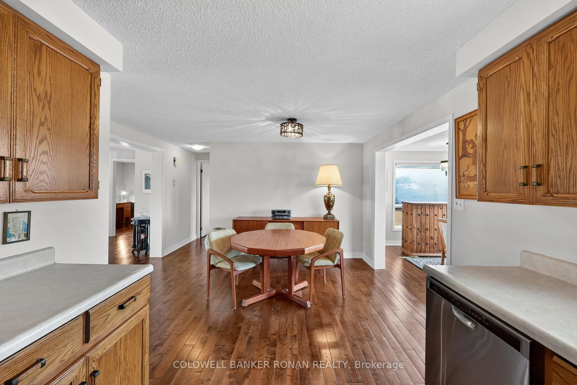 Photo 19 of 105 Tecumseth Pines Drive, New Tecumseth, Rural New Tecumseth — HOMEH