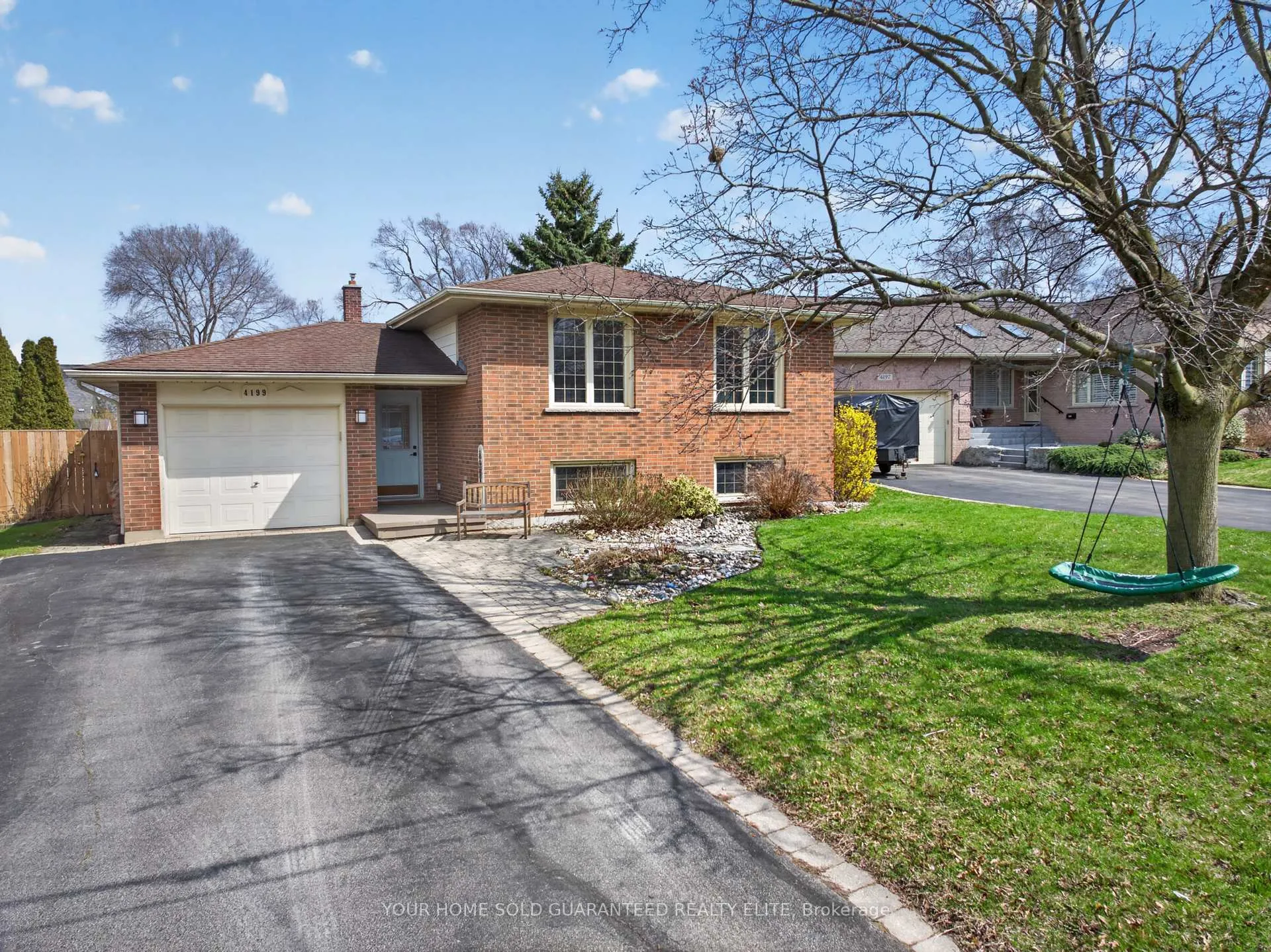 Front of 4199 Highland Park Drive