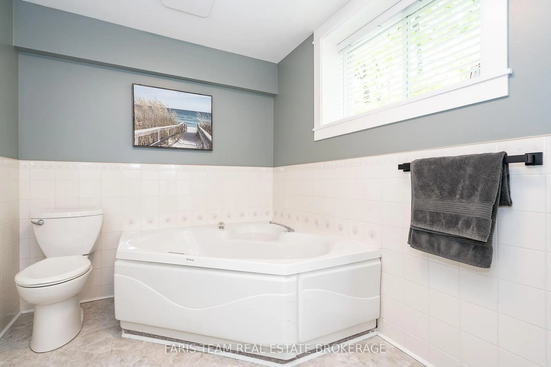 Photo 37 of 30 Bourgeois Beach Road, Tay, Victoria Harbour — HOMEH