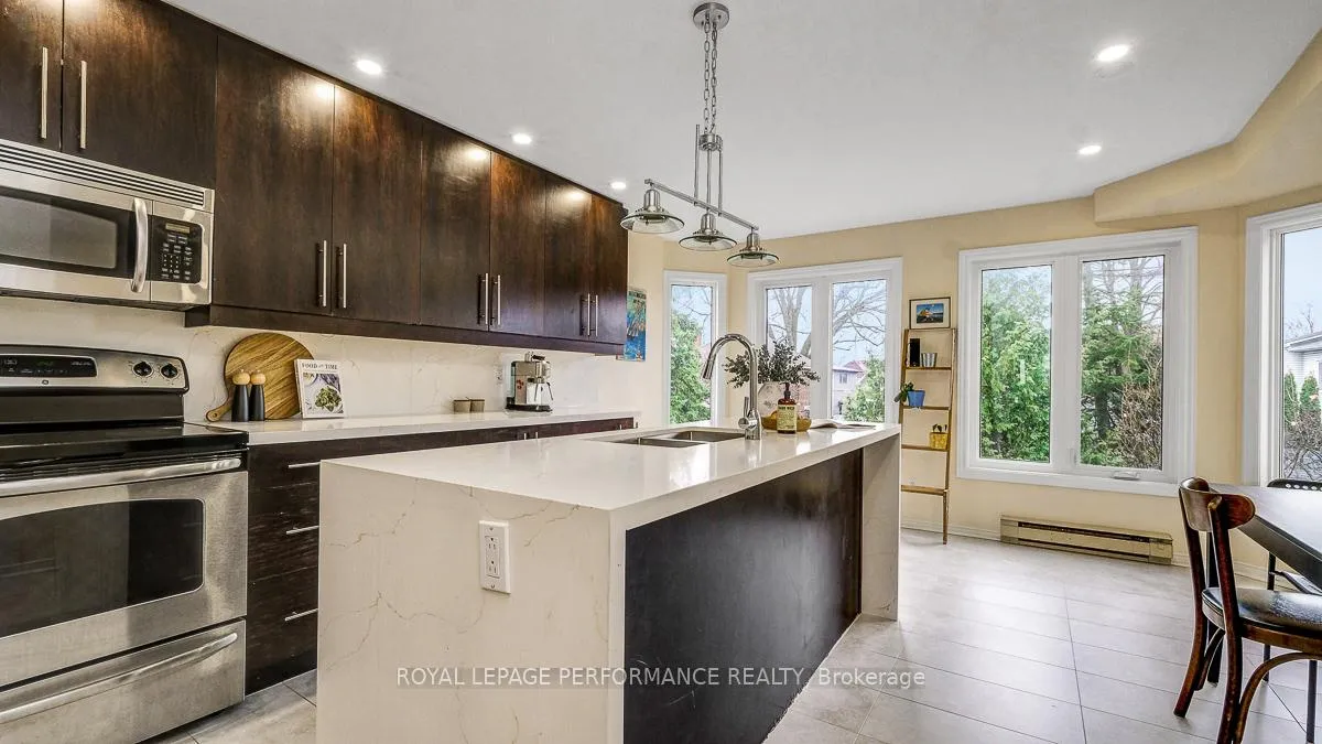 Photo 4 of Unit 2D, 4 Columbus Avenue, Ottawa, Overbrook — HOMEH