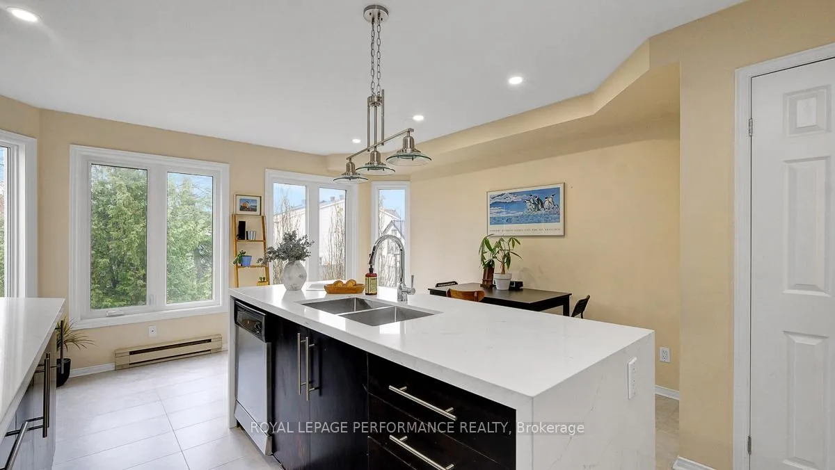 Photo 7 of Unit 2D, 4 Columbus Avenue, Ottawa, Overbrook — HOMEH