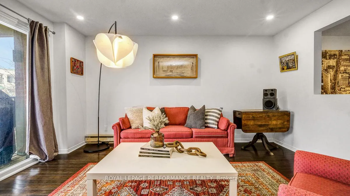 Photo 15 of Unit 2D, 4 Columbus Avenue, Ottawa, Overbrook — HOMEH