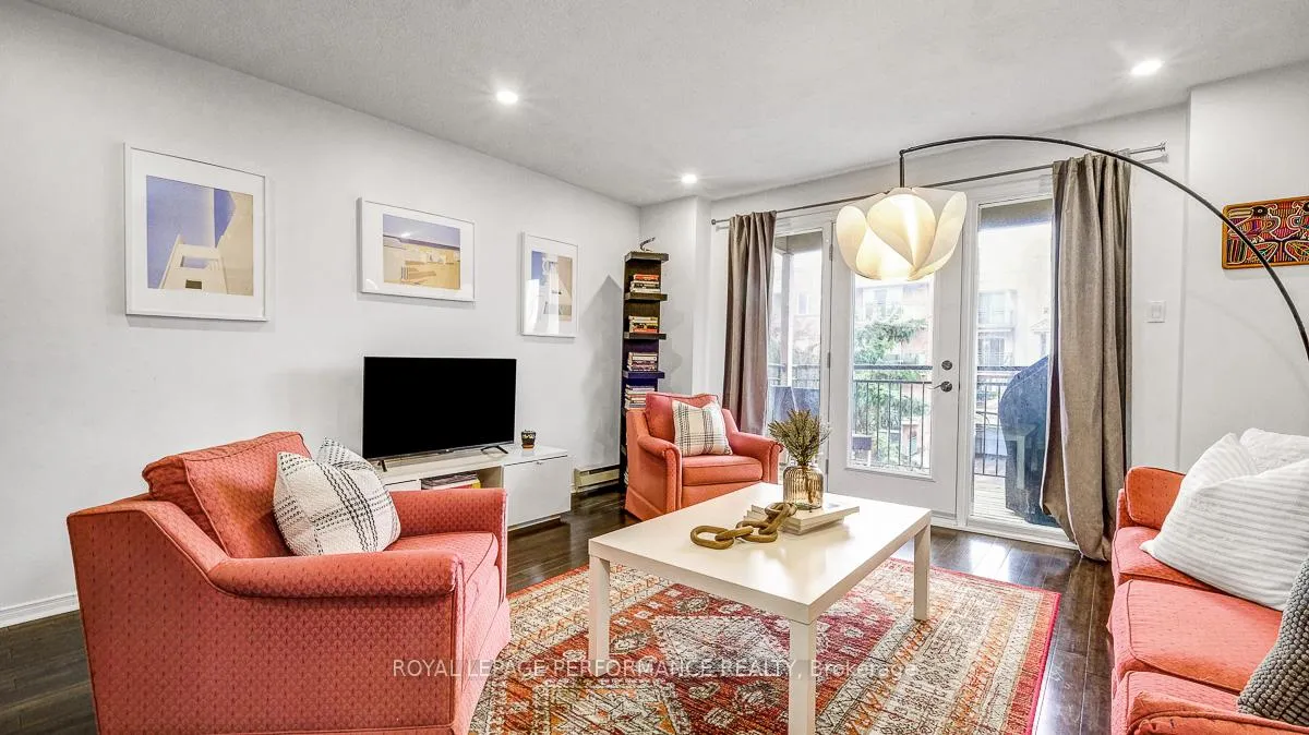 Photo 16 of Unit 2D, 4 Columbus Avenue, Ottawa, Overbrook — HOMEH