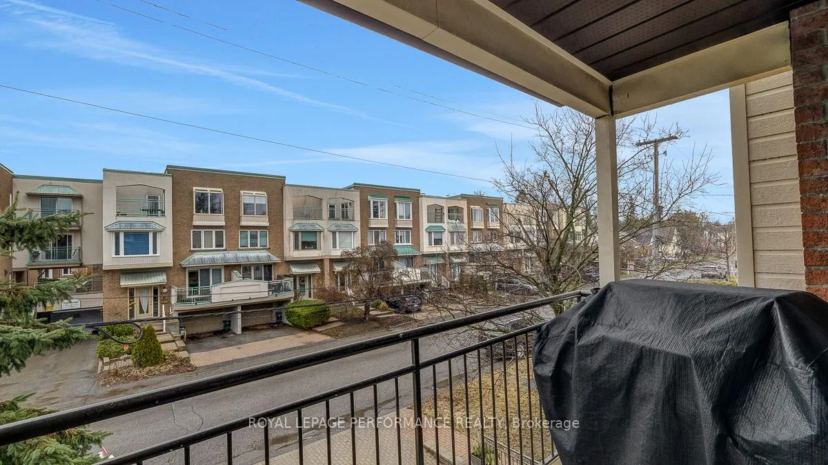 Photo 18 of Unit 2D, 4 Columbus Avenue, Ottawa, Overbrook — HOMEH